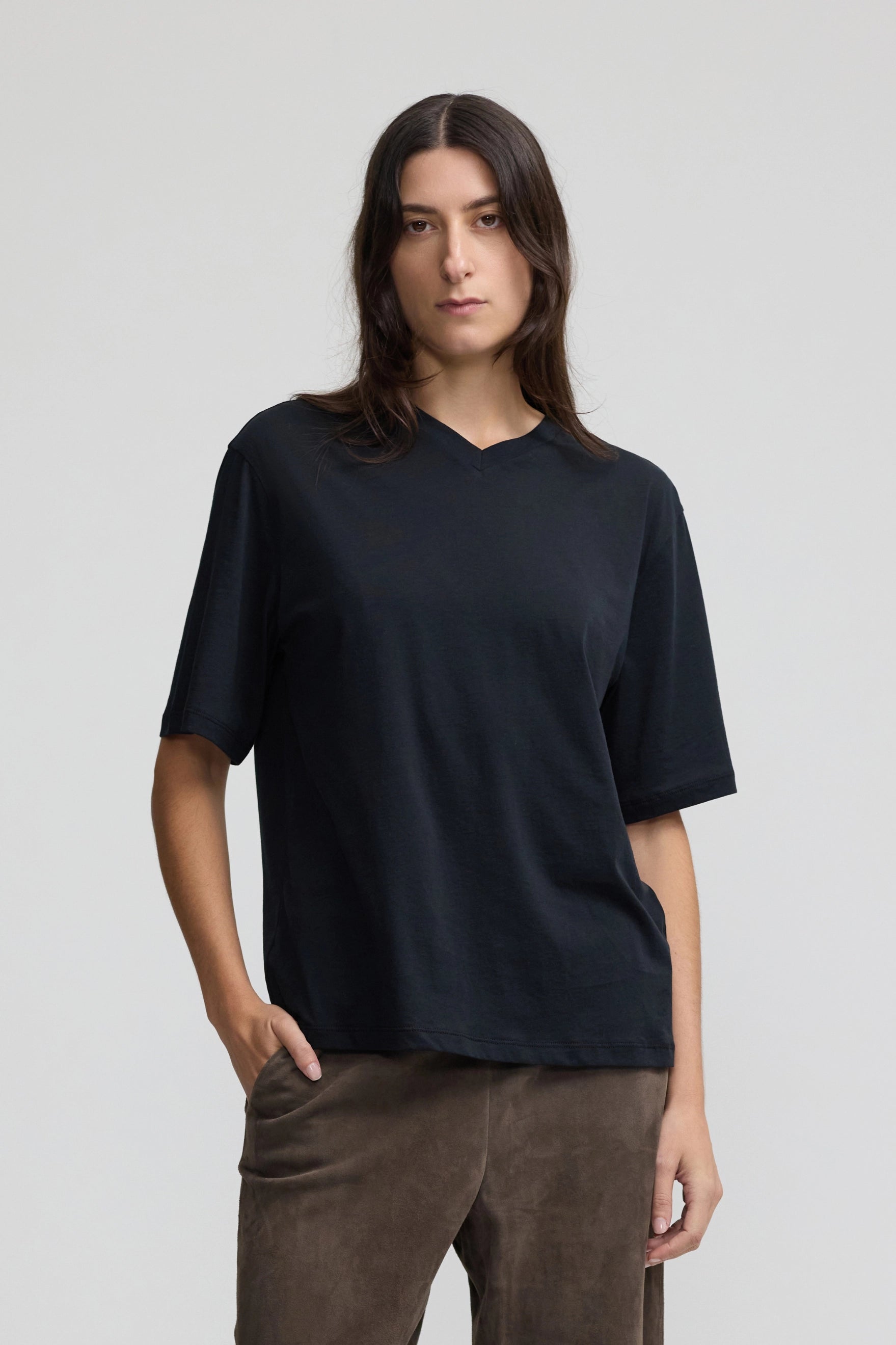 Cotton Everyday V-Neck T - Black