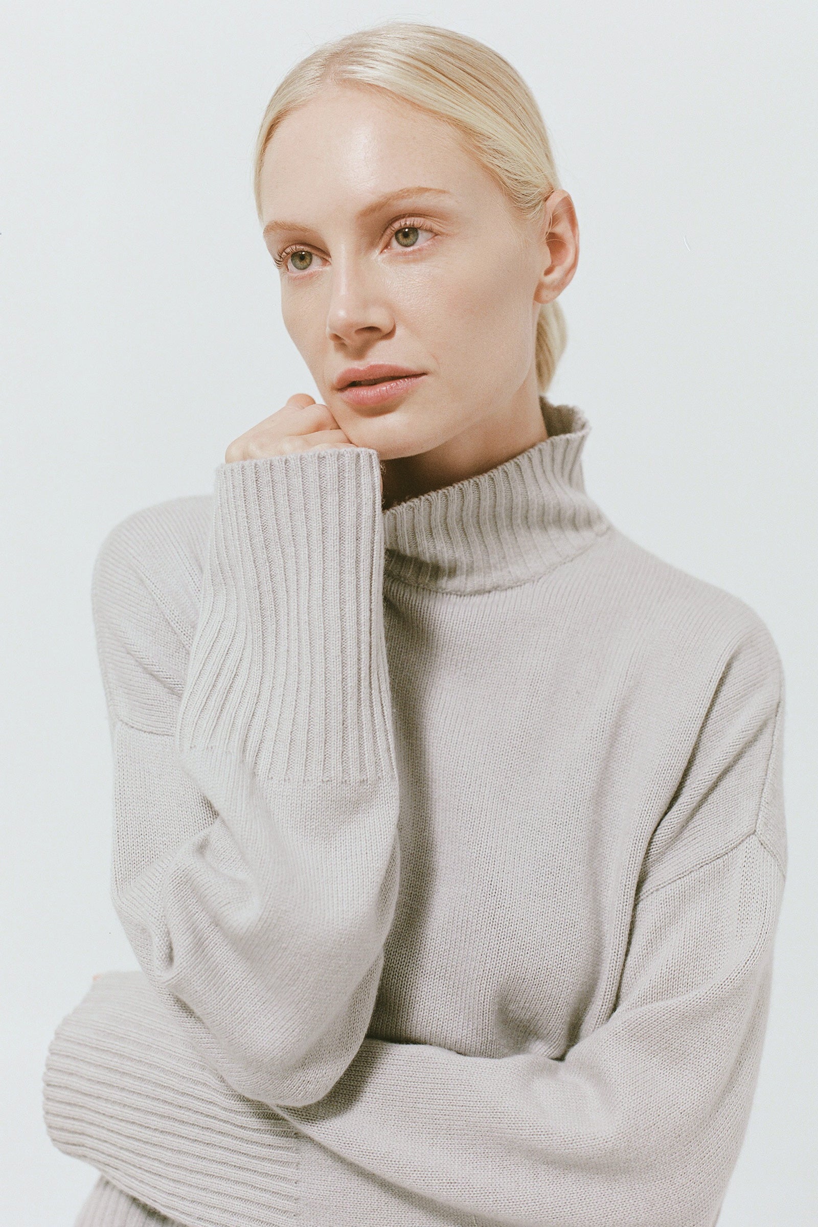 Cashmere Cropped Drop Shoulder Funnel - Cloud