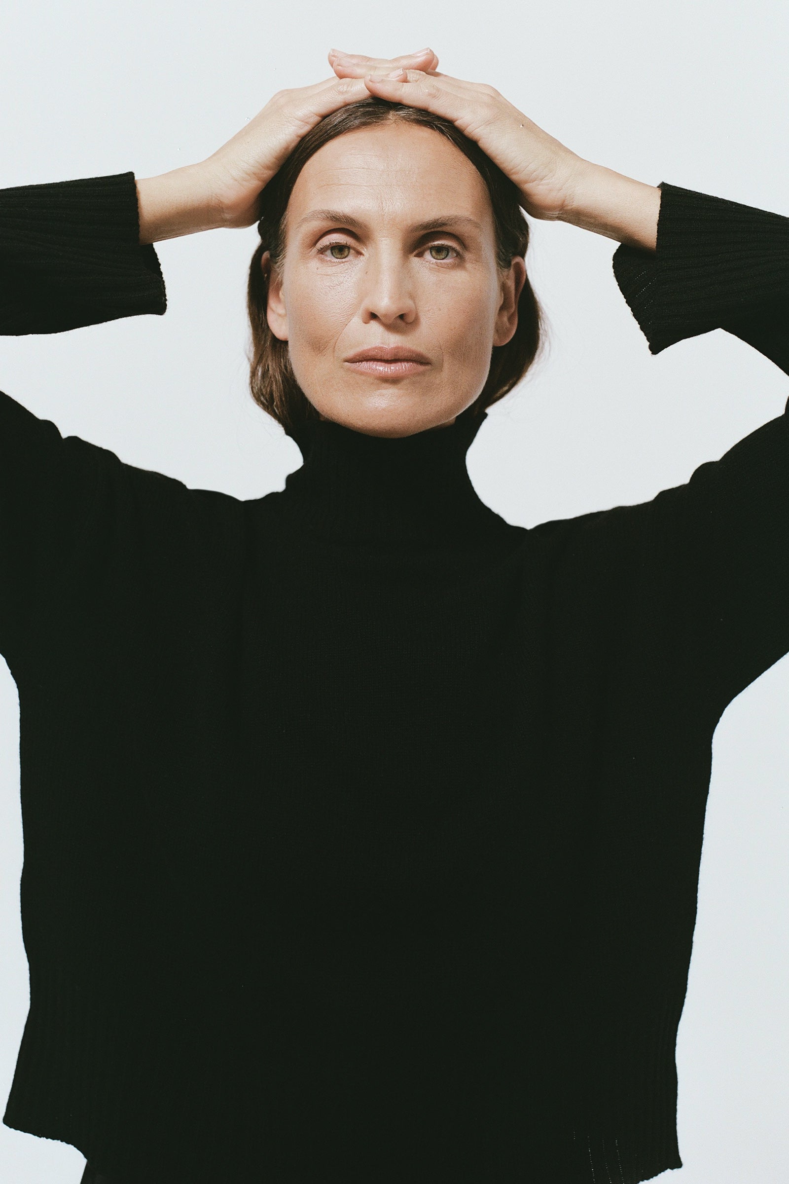 Cashmere Cropped Drop Shoulder Funnel - Black