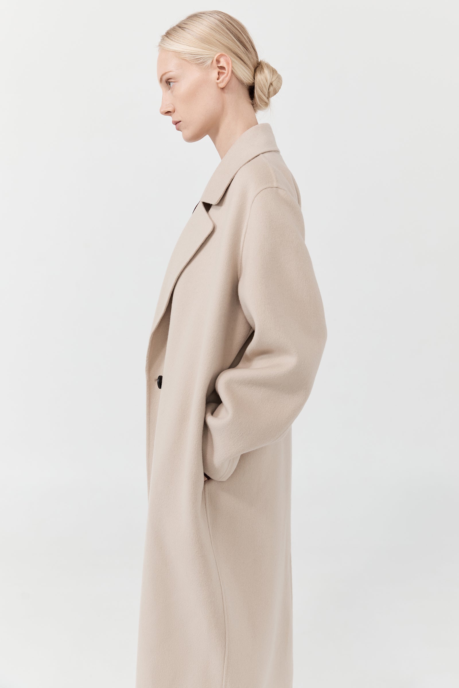 Cashmere Icon Coat - Light Macadamia