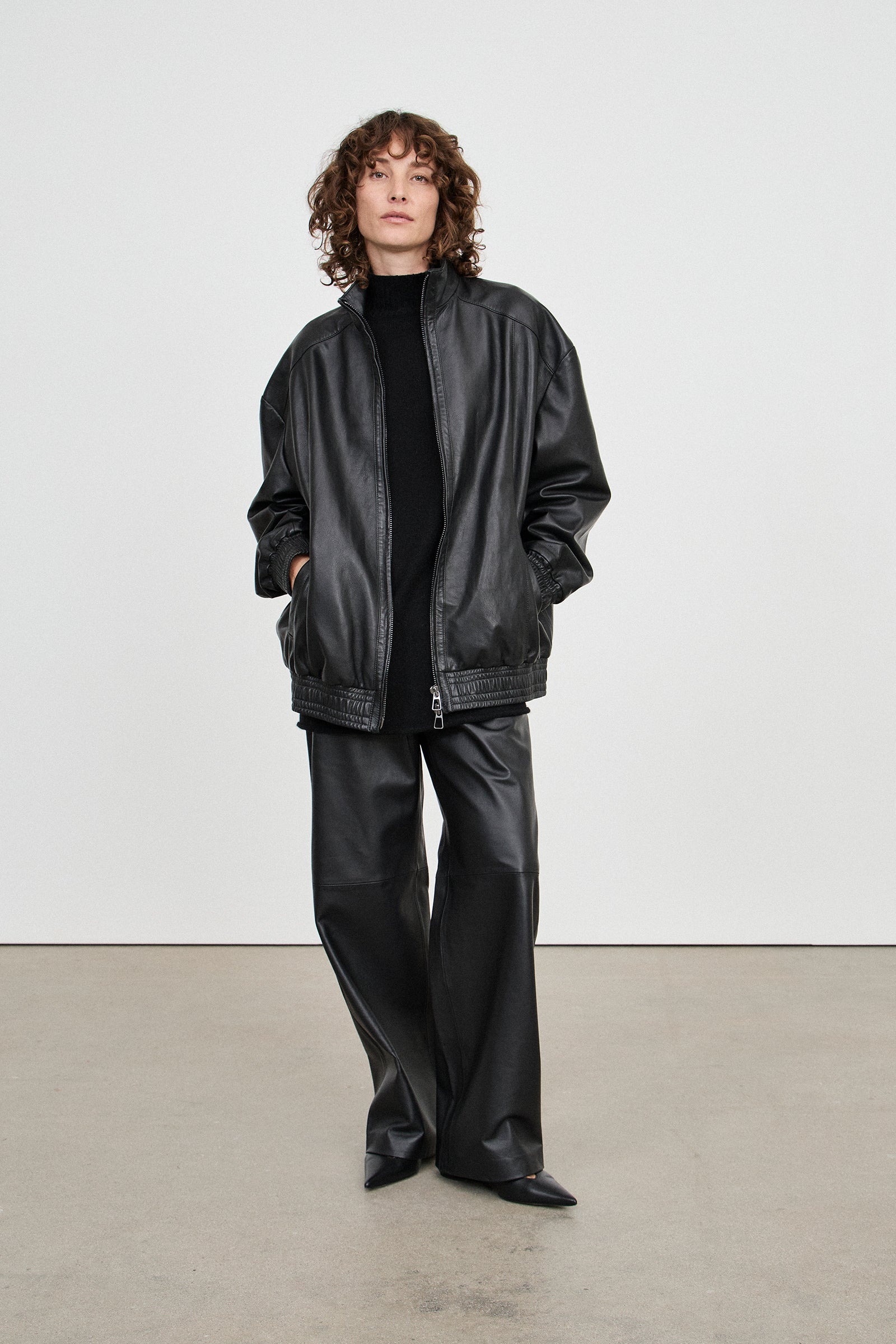 Leather Bomber - Black