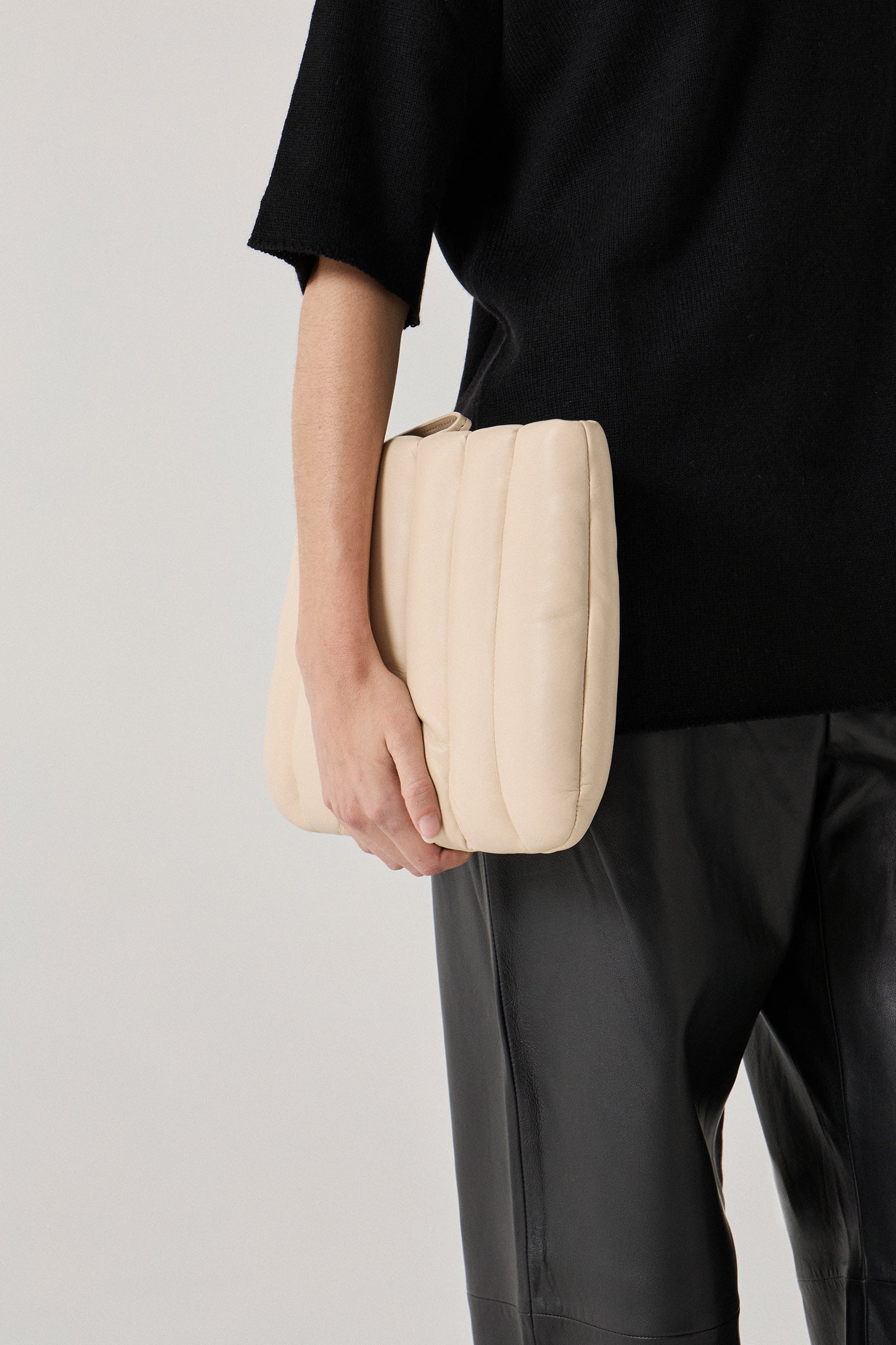 BT34 Leather Clutch - Cream