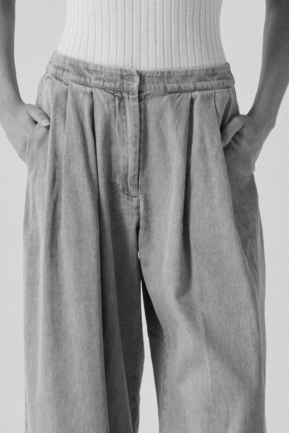 Hero Pant - Vintage Grey Denim