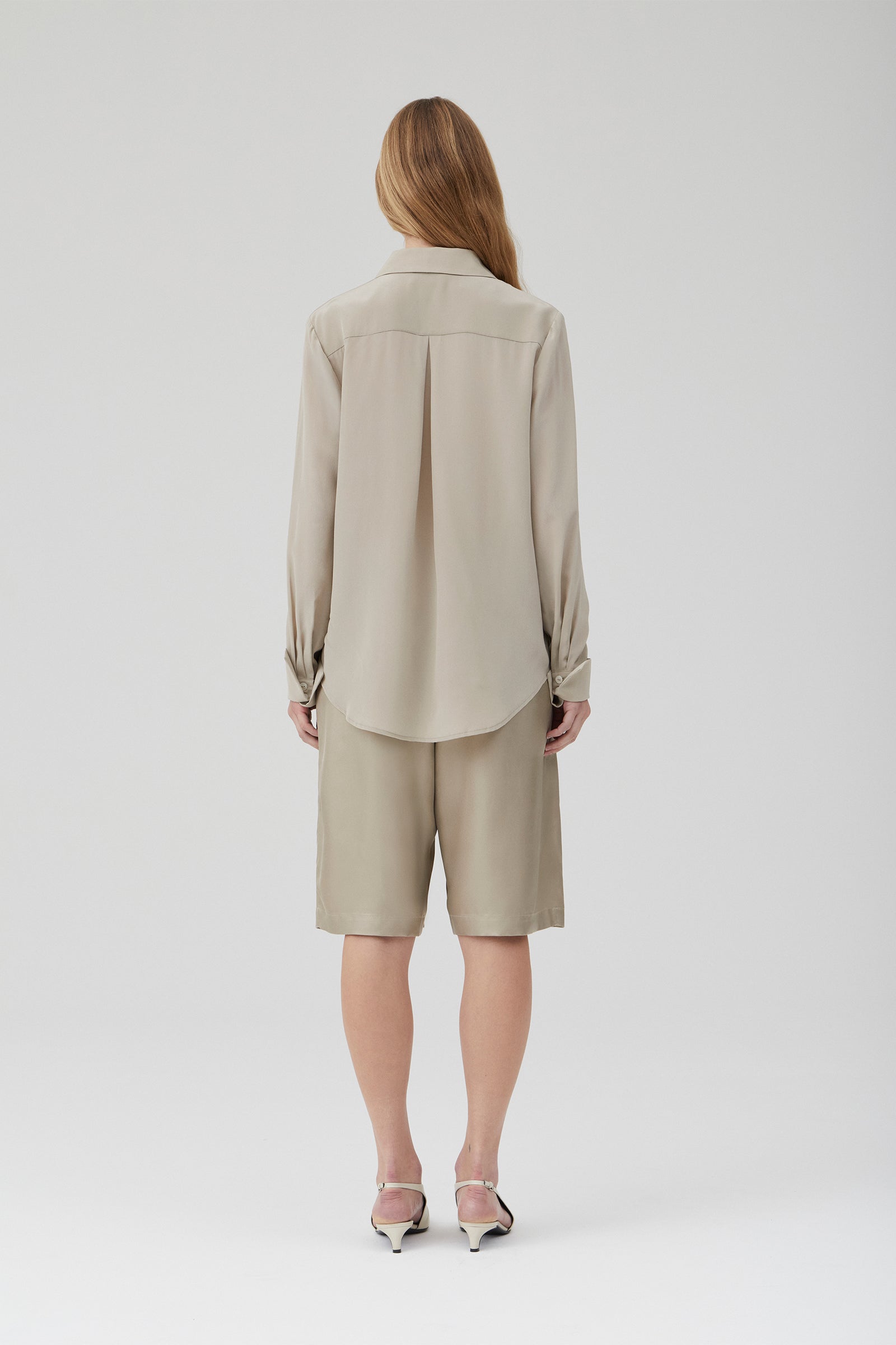 Perfect Shirt 2.0 - Putty Silk