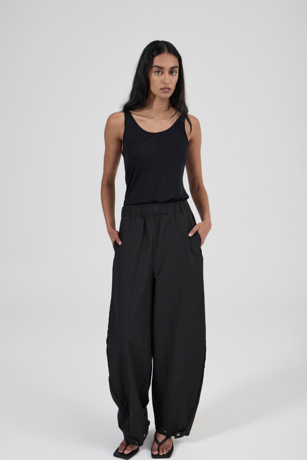 Runaround Pant - Black Cotton