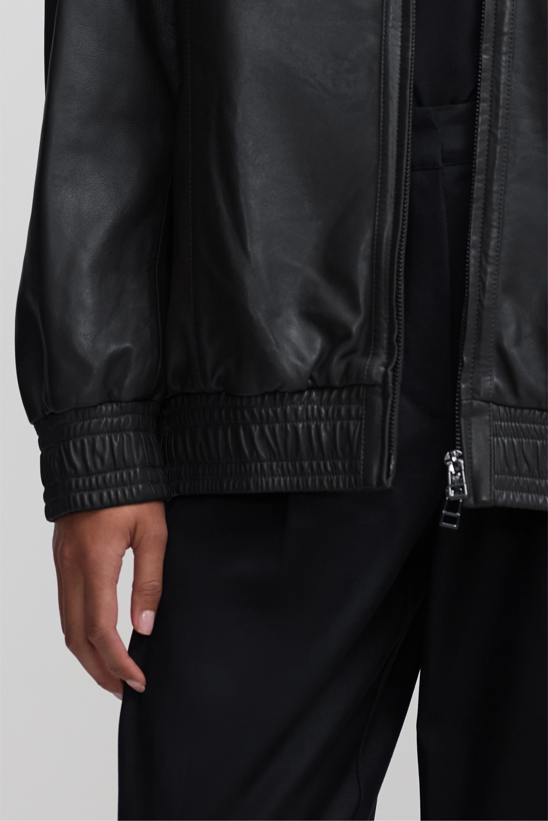 Leather Bomber - Black