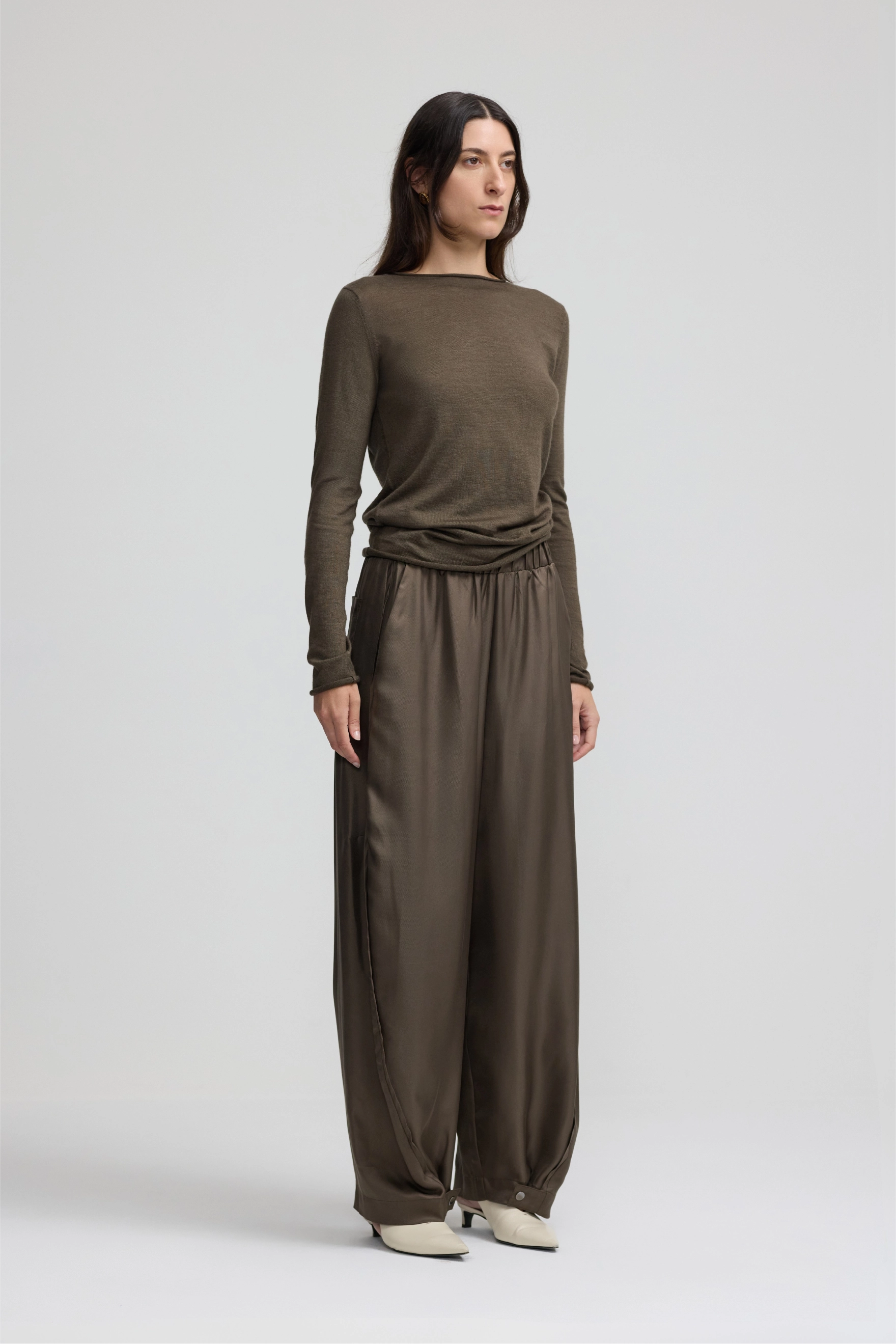 Cashmere Fitted Crew Neck - Dark Moss