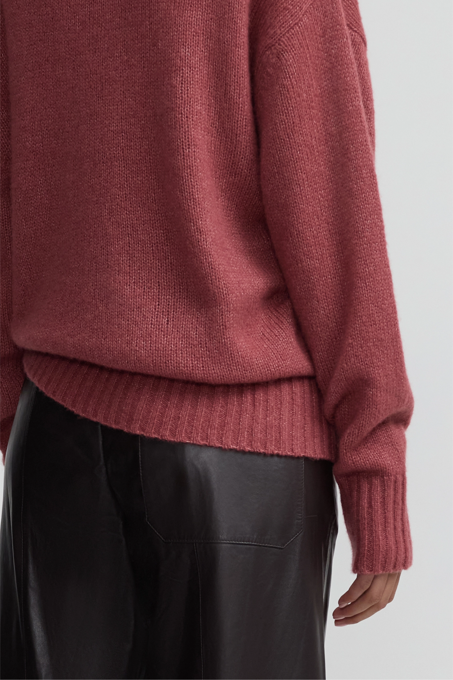 Cashmere and Silk Slouch - Khalo
