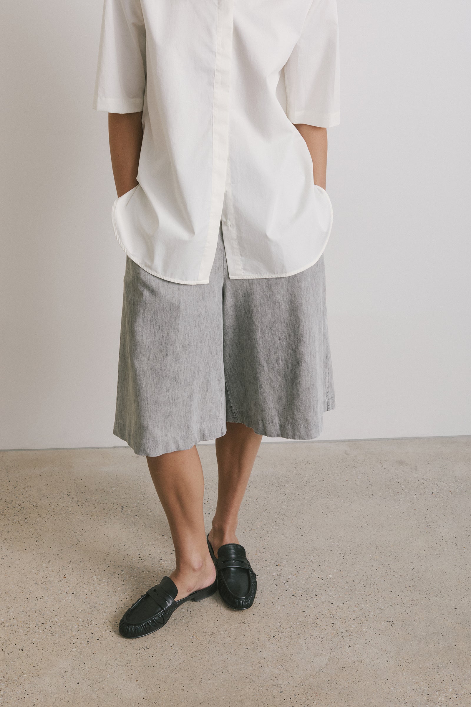 Relaxed Shirt - Milk Cotton