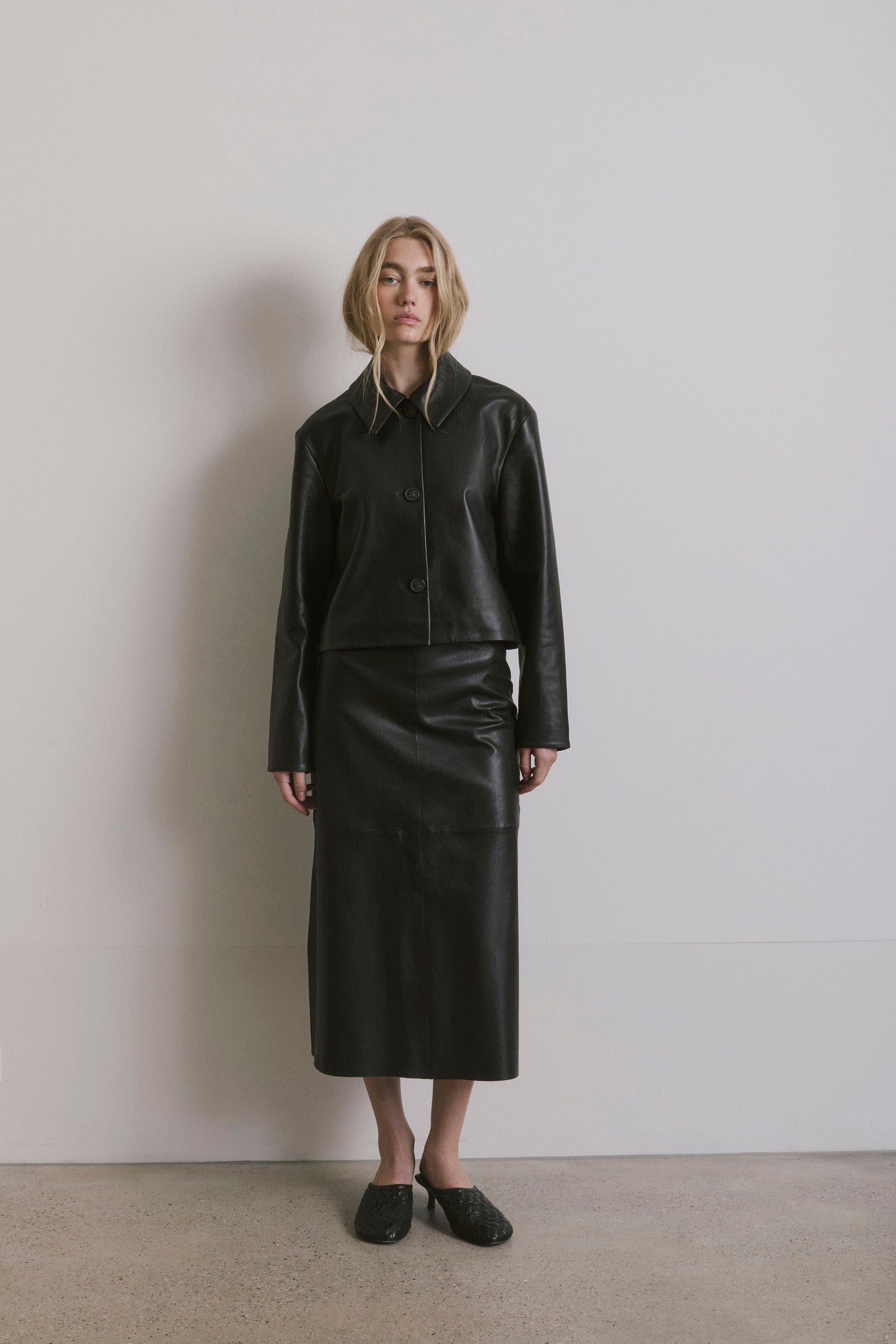 A-Line Stretch Leather Skirt - Black