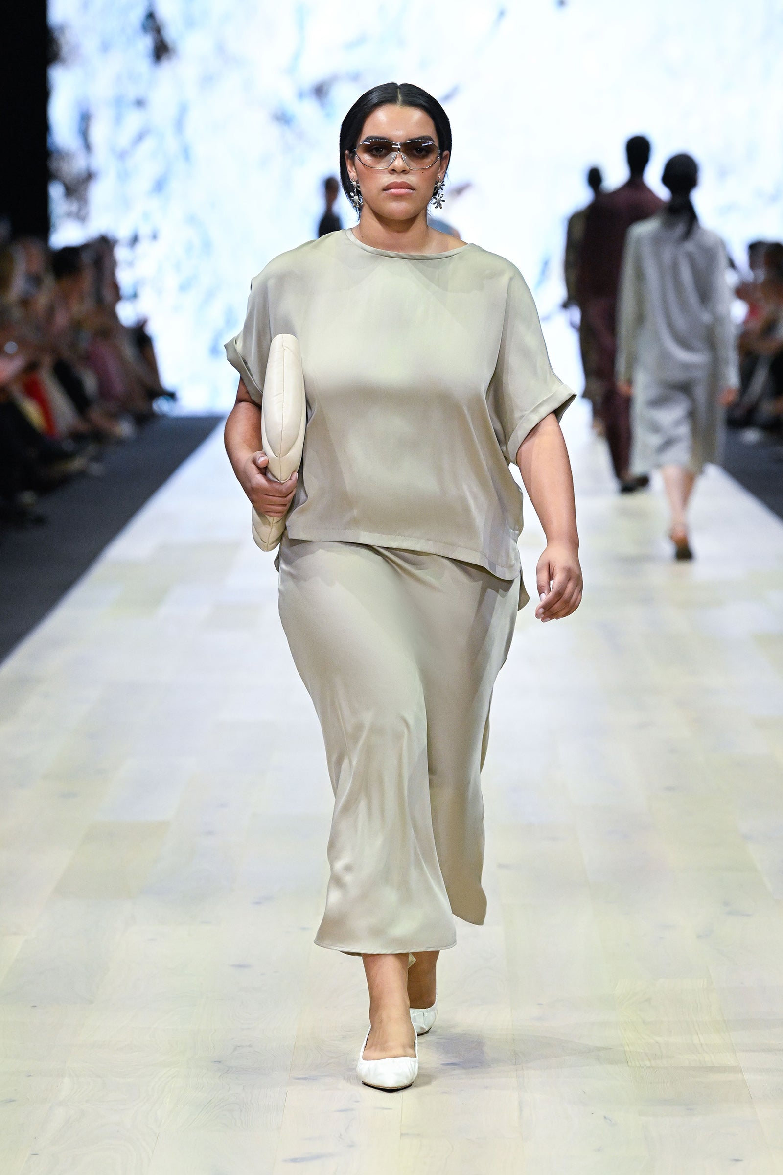 Relaxed Silk T-Shirt - New Beige