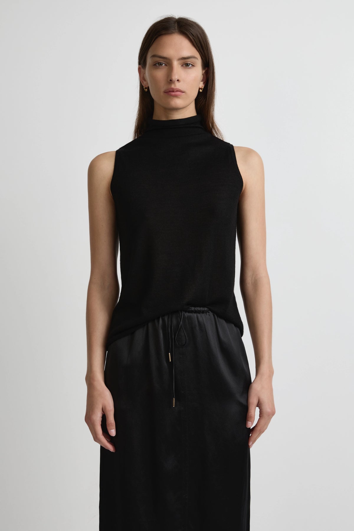 Cashmere Sleeveless Top - Black