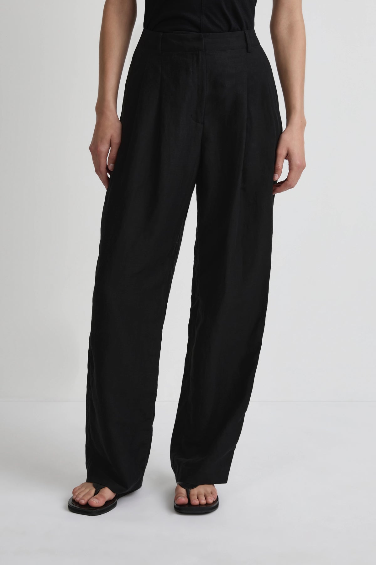 Hero Pant 2.0 - Black Silk Linen