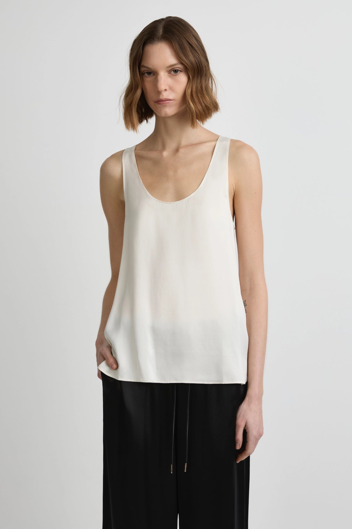 Perfect Silk Tank 2.0 - Whisper White Silk Satin