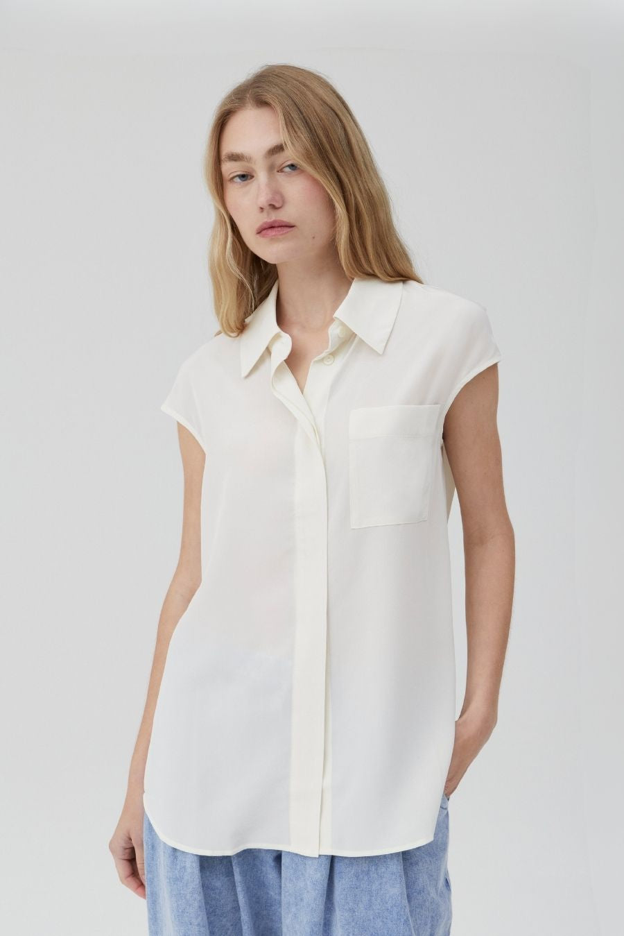 Easy Shirt - Whisper White Silk