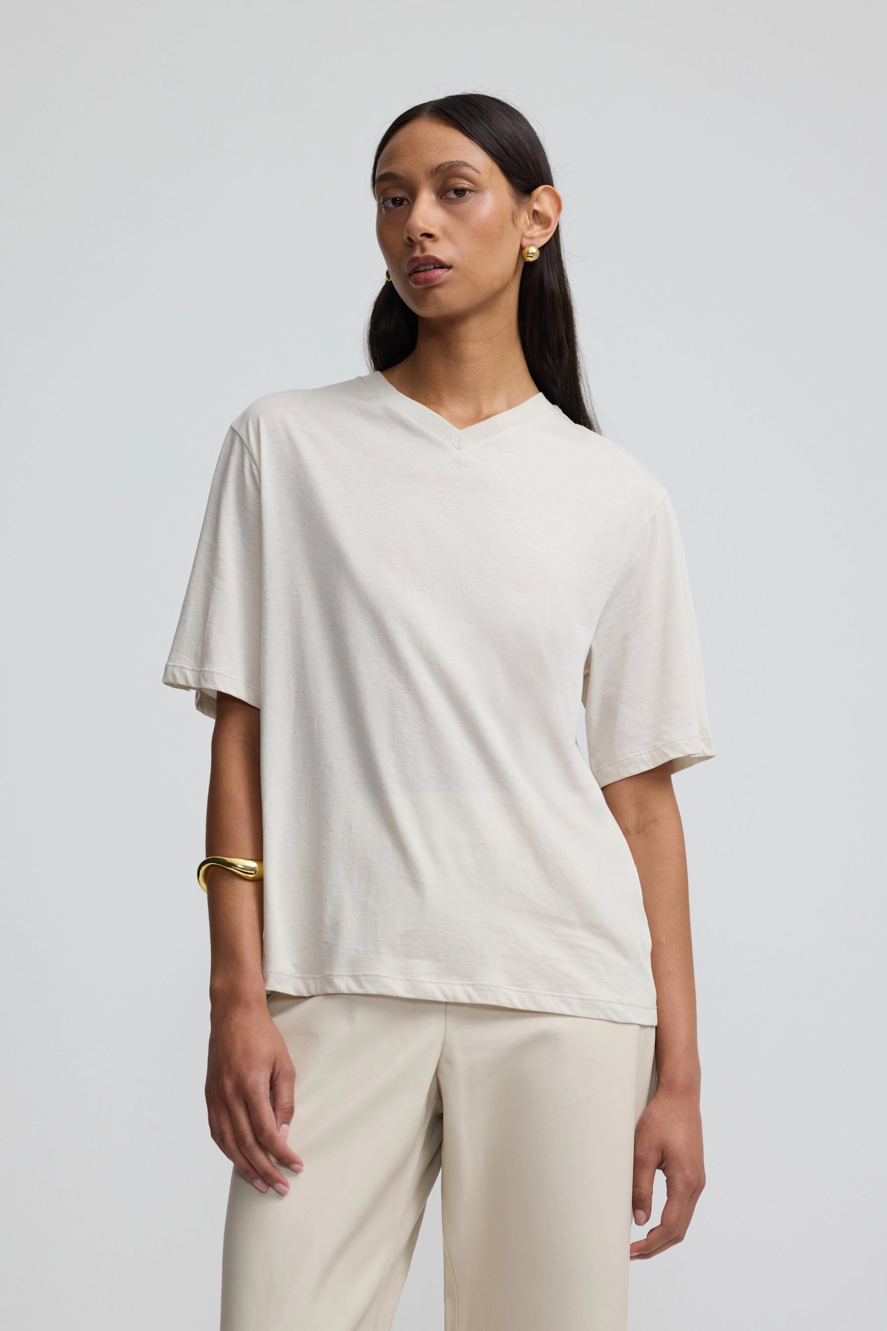 Cotton Everyday V-Neck T - Ecru