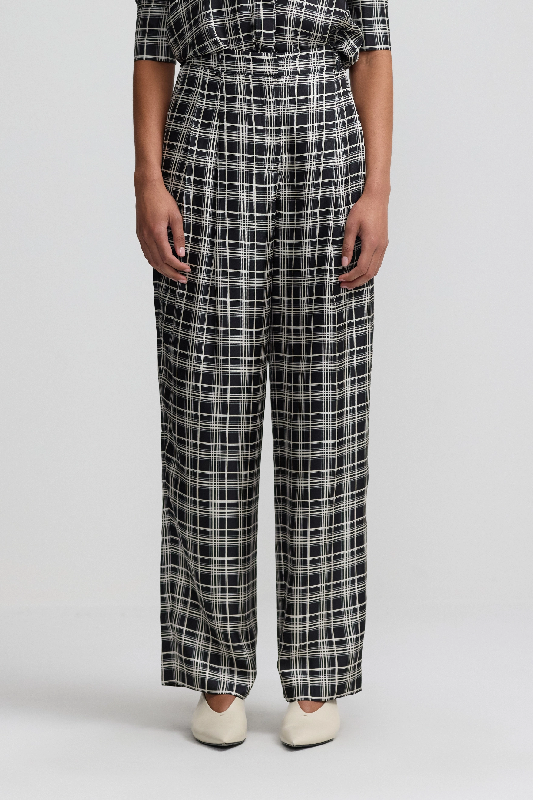 Hero Pant 2.0 - Little Checkmate Silk Twill