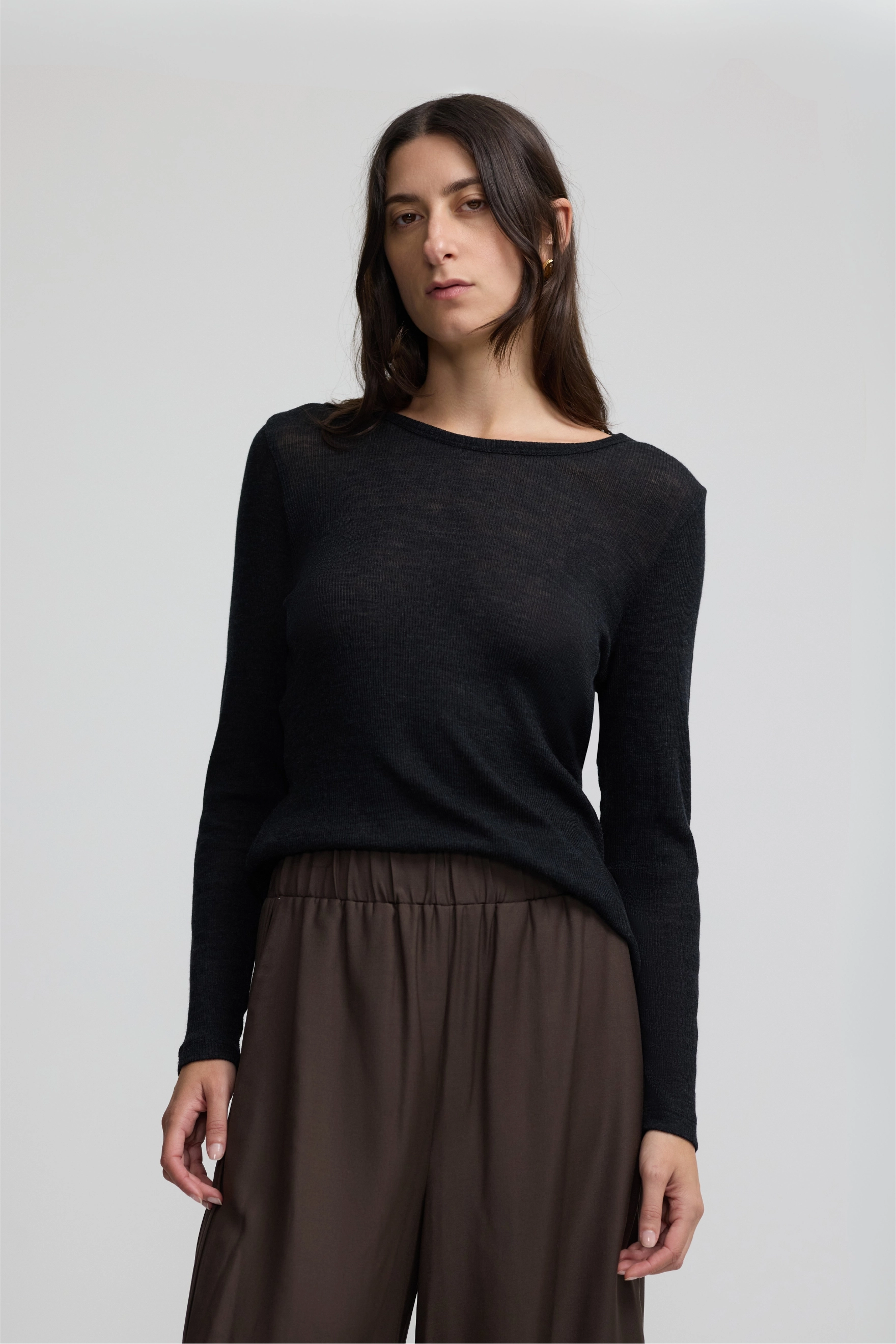 Cashmere Fitted Crew Neck - Black