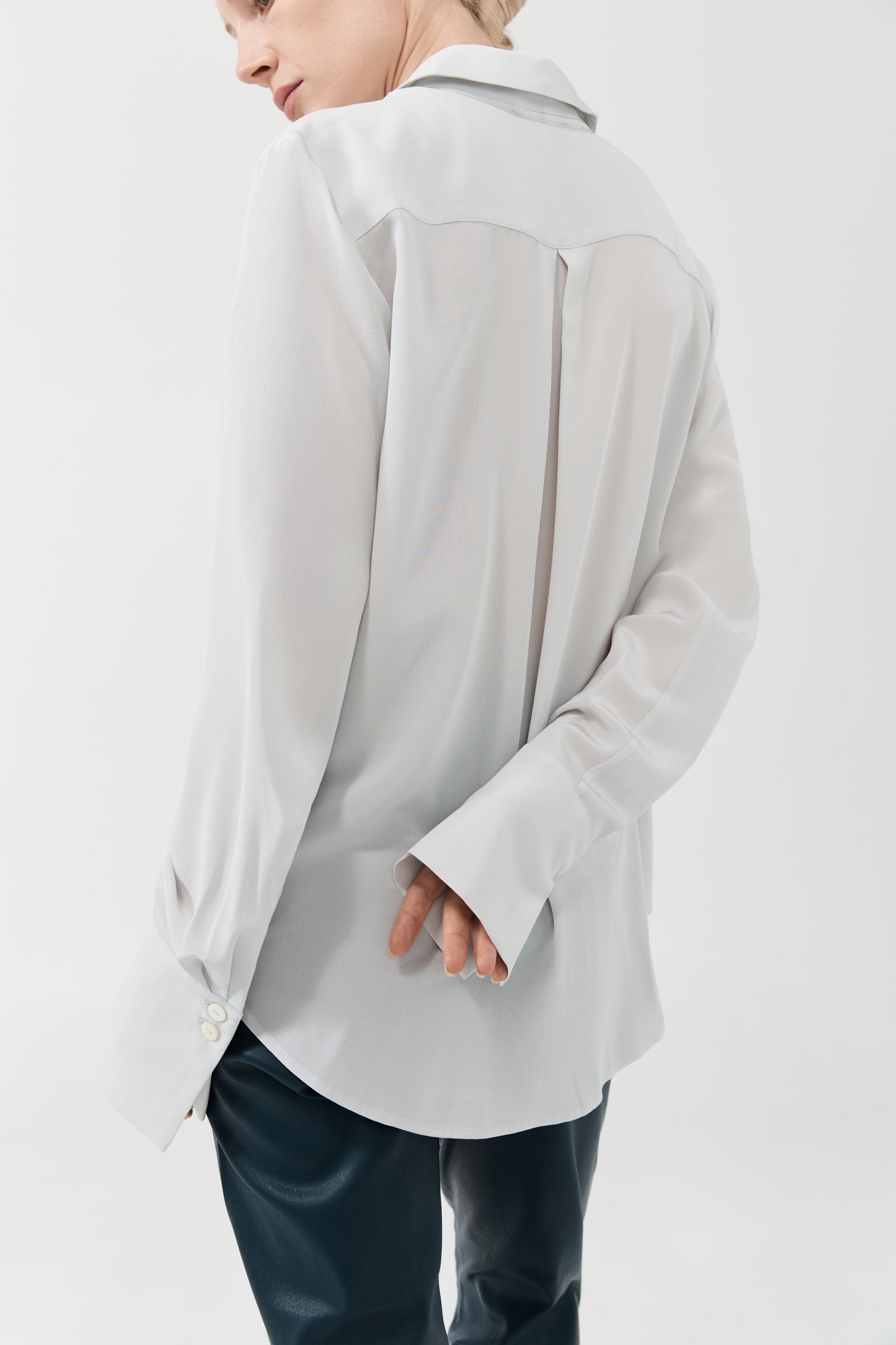Perfect Shirt 2.0 - Cloud Silk