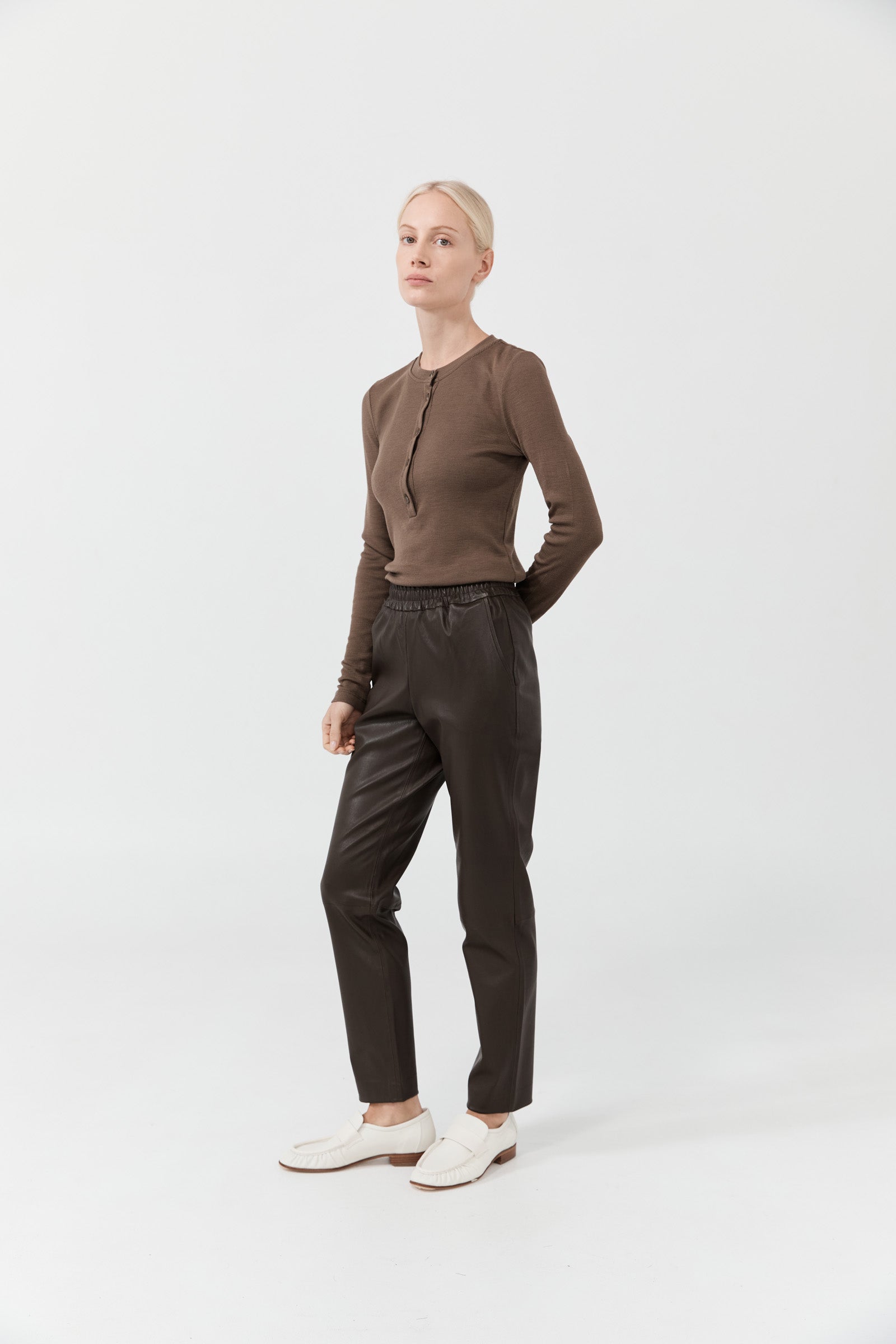 Merino Ribbed Button Down - Teak