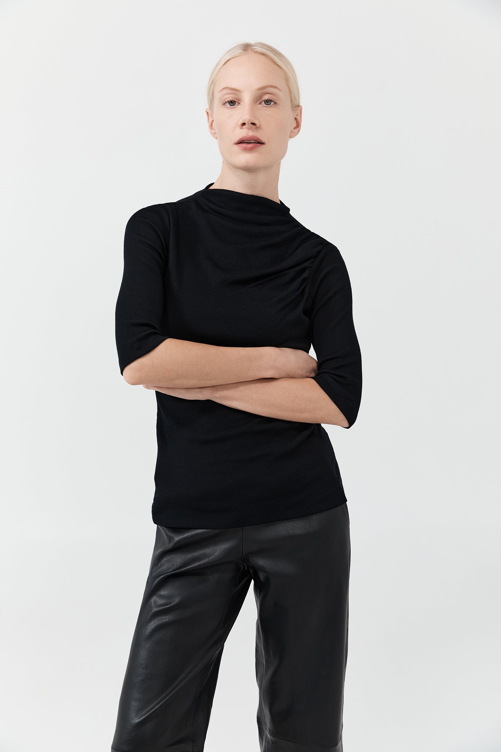 Merino Twist Top - Black