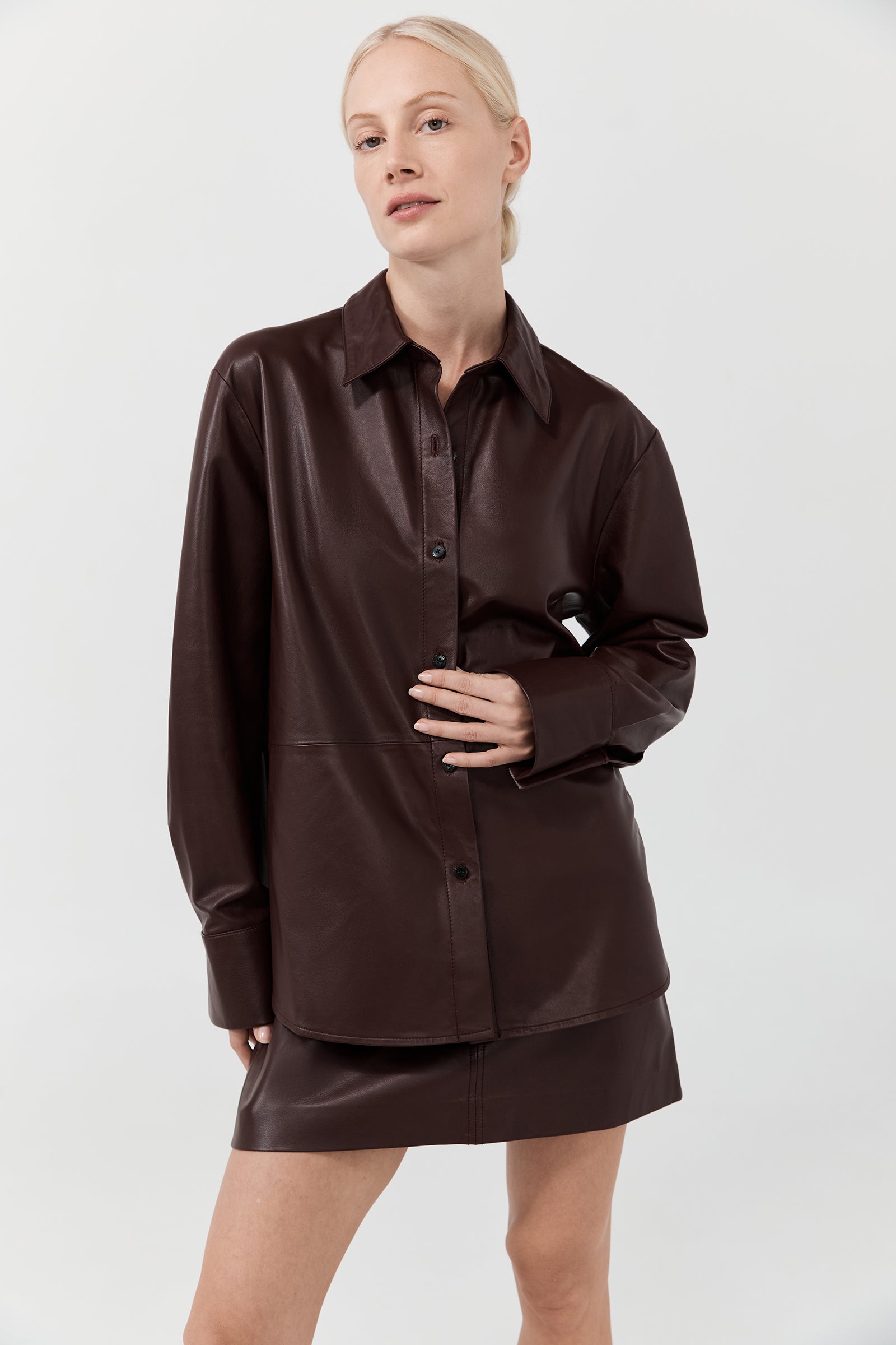 Hero Leather Shirt - Amaranto