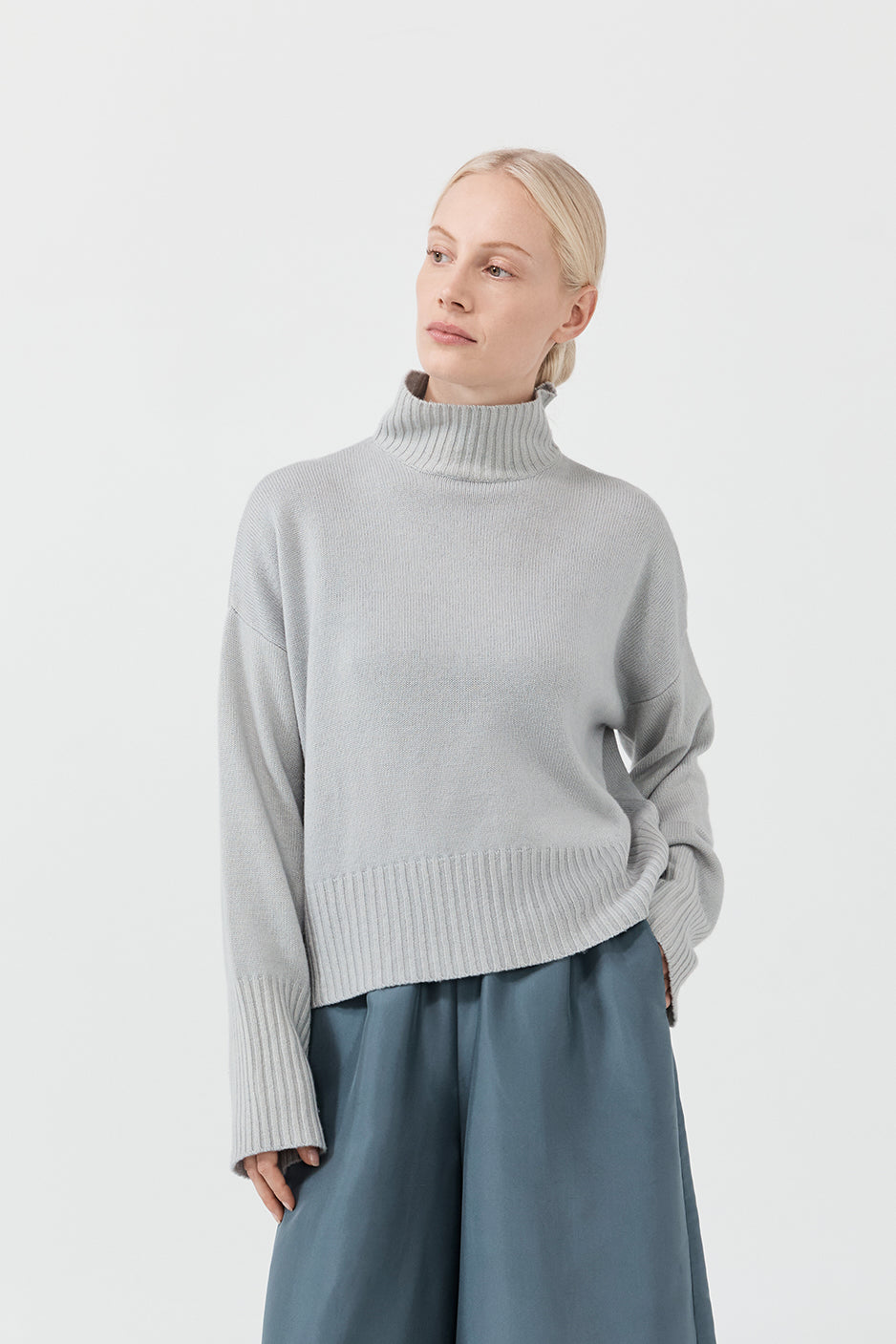 Cashmere Cropped Drop Shoulder Funnel - Cloud
