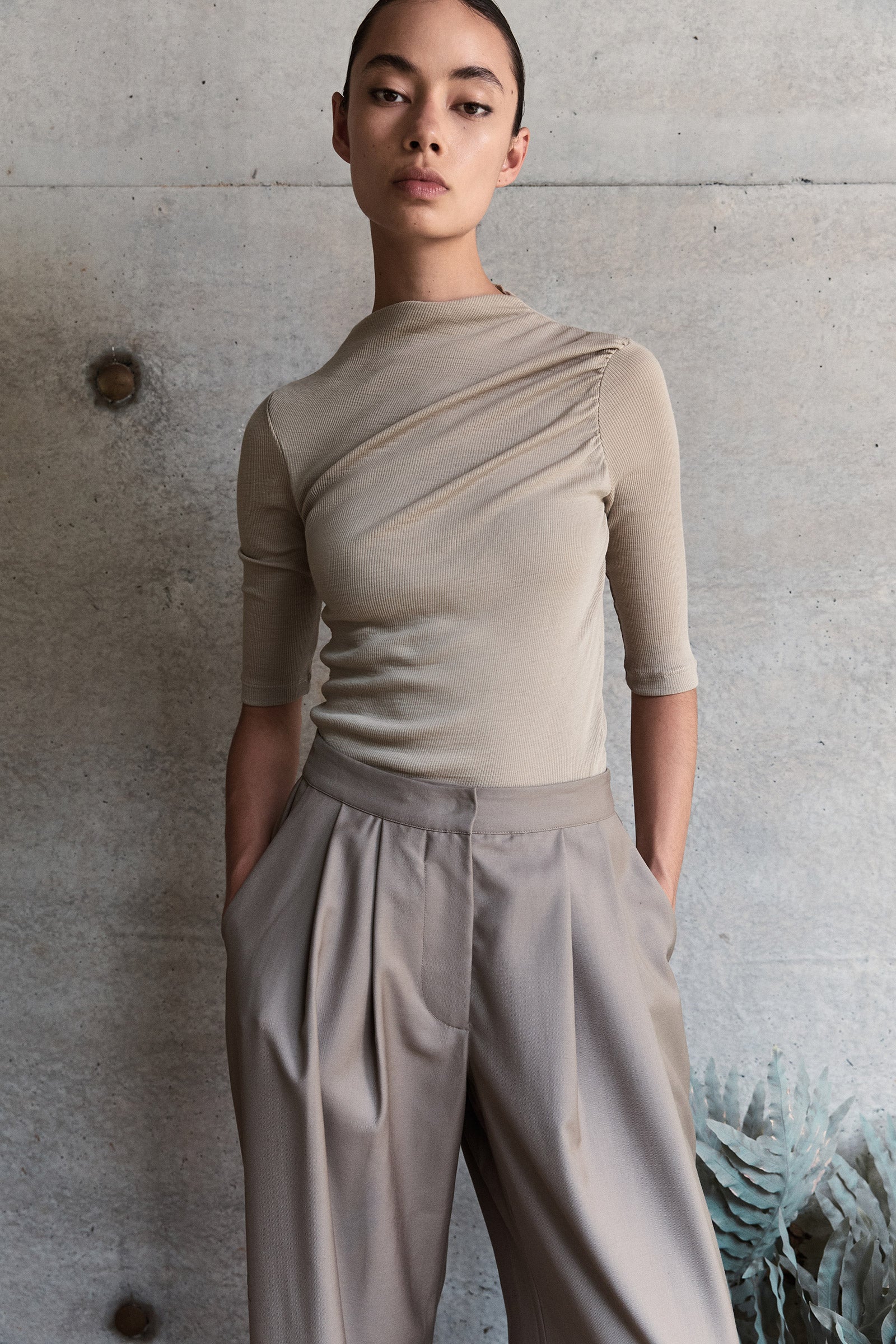 Merino Twist Top - New Beige