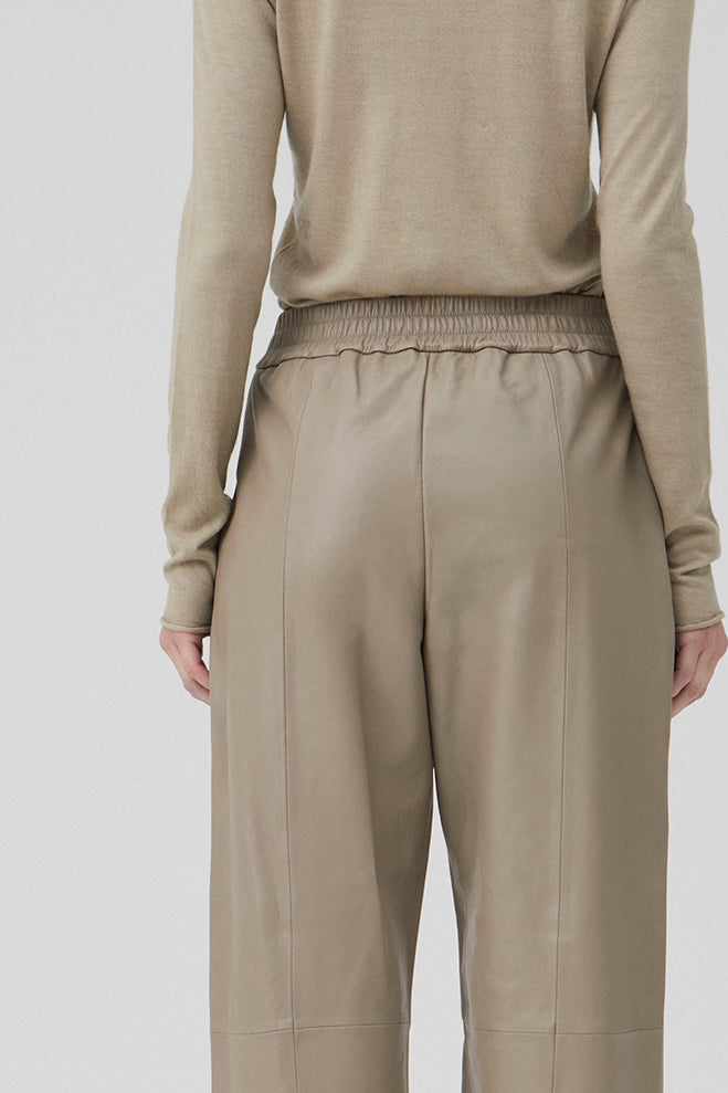Relaxed Leather Pant - Putty