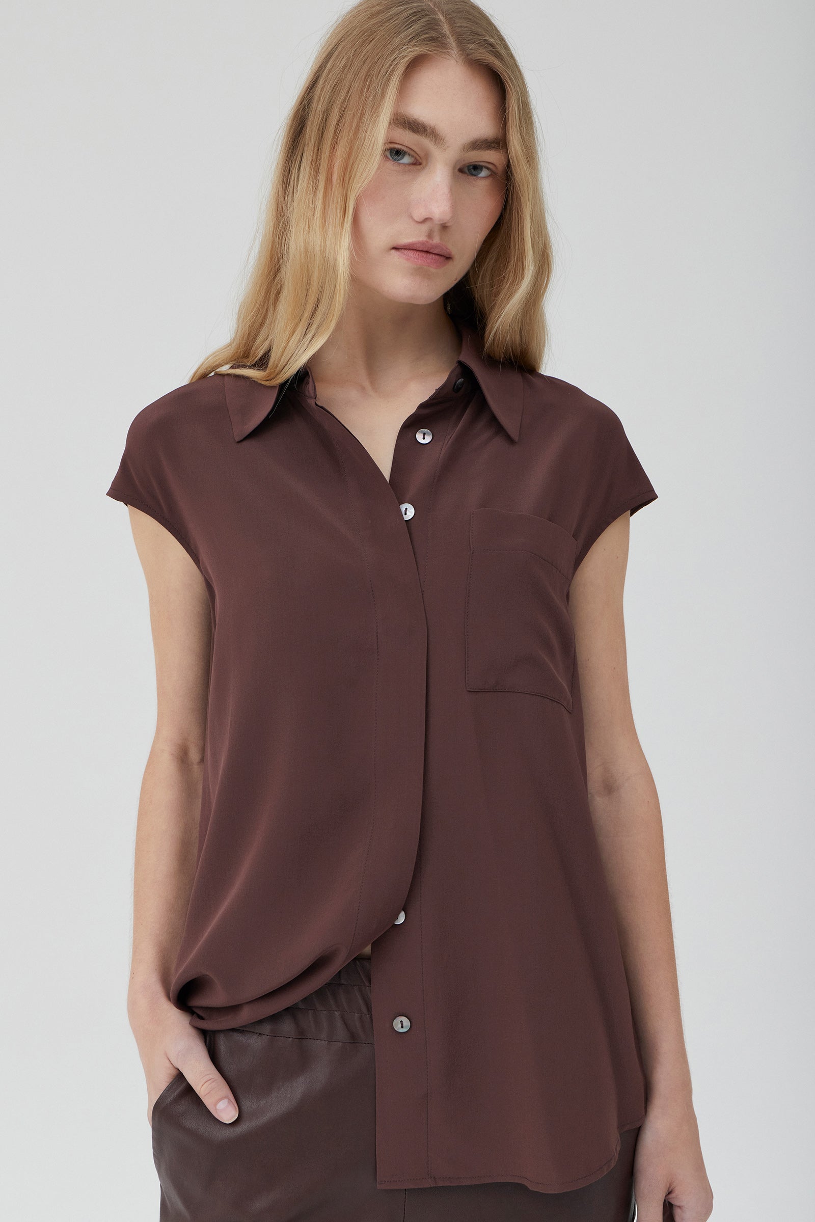 Easy Shirt - Black Fig Silk