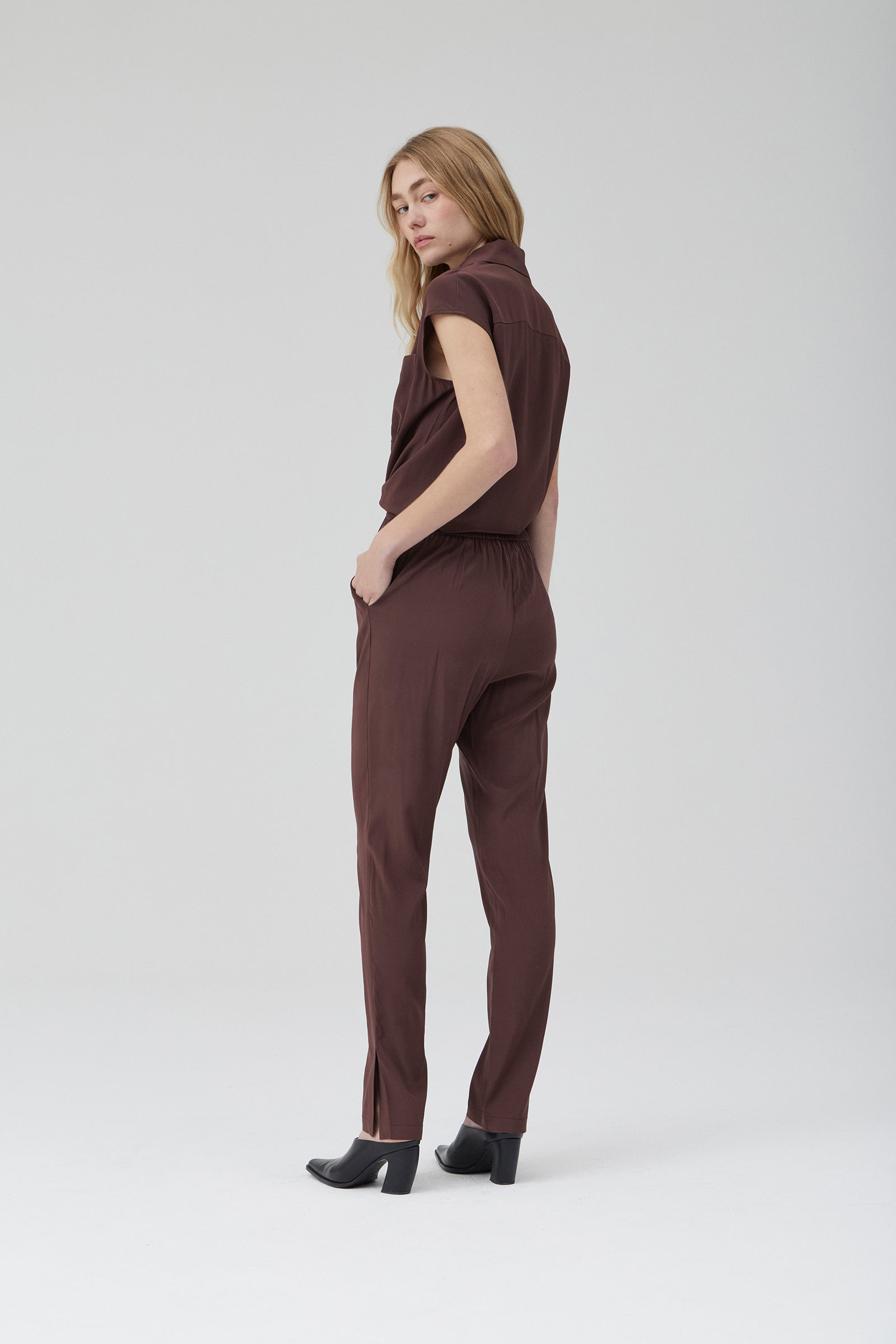 Promise Pant - Black Fig