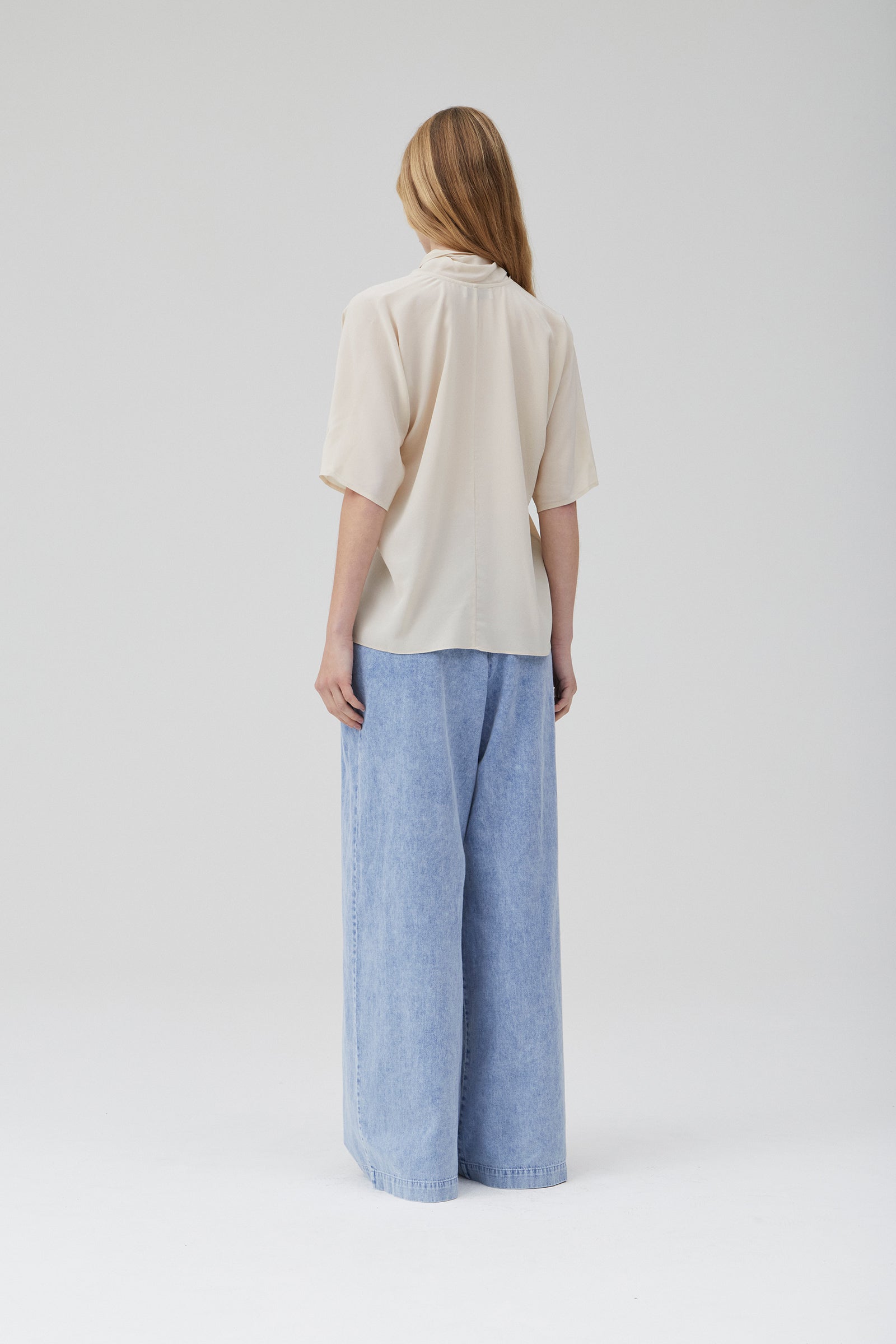 Silk Scarf T - Shell