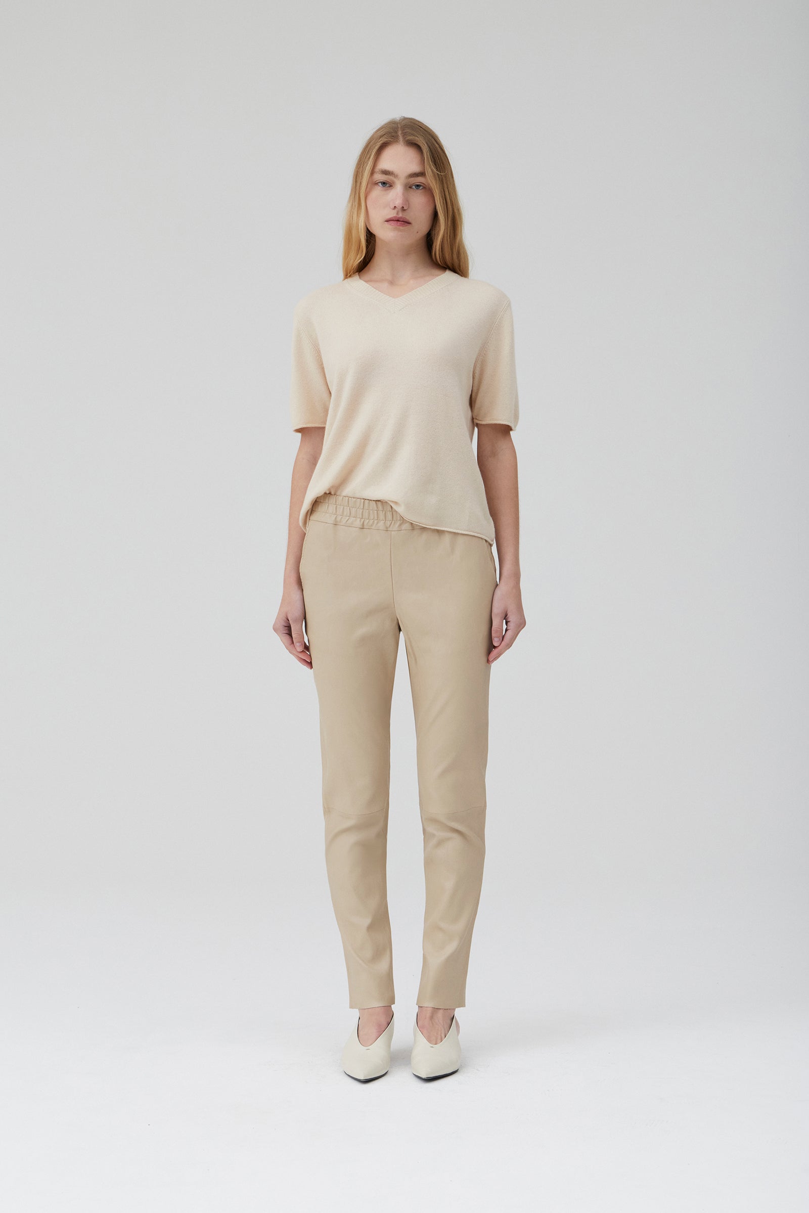 Stretch Leather Slouch Pant - Creme Brulee