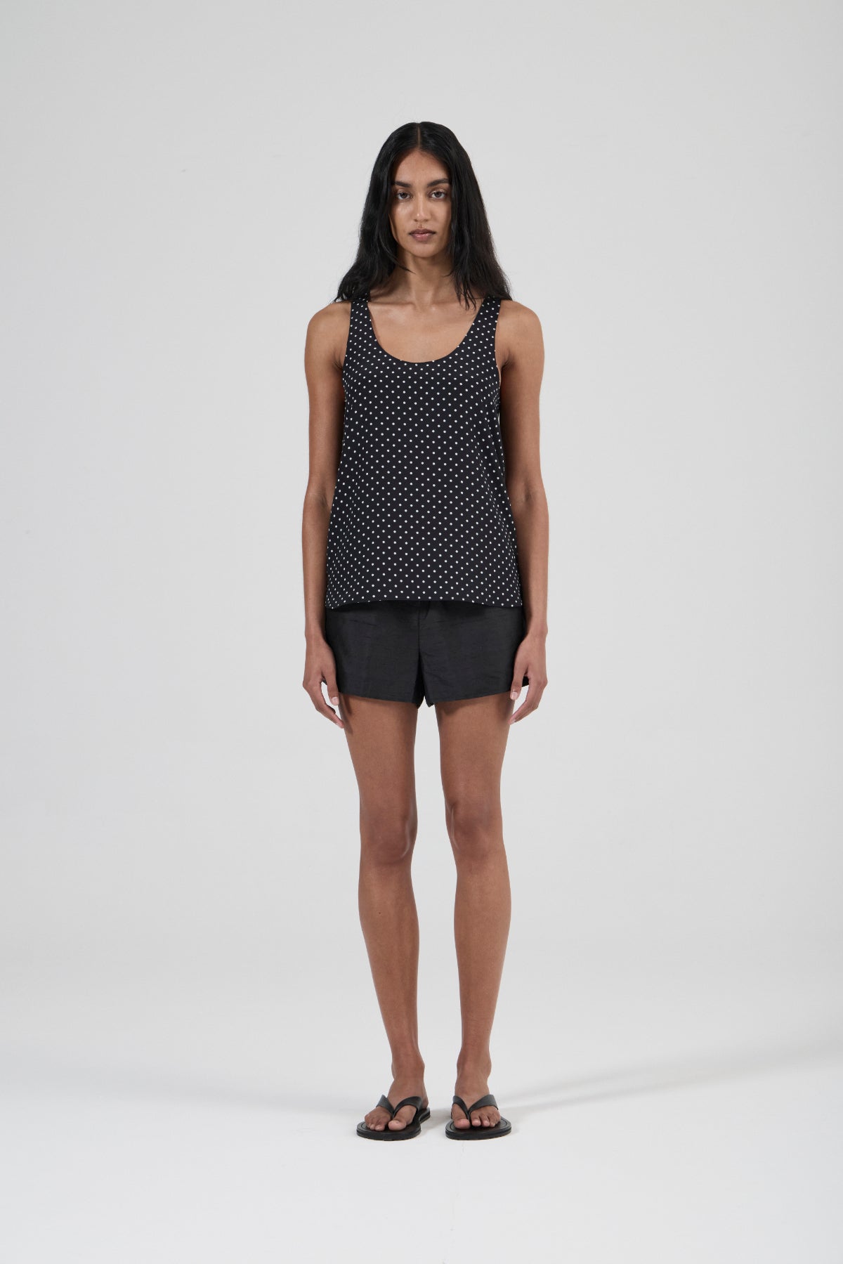Perfect Silk Tank 2.0 - Polka Dot Black