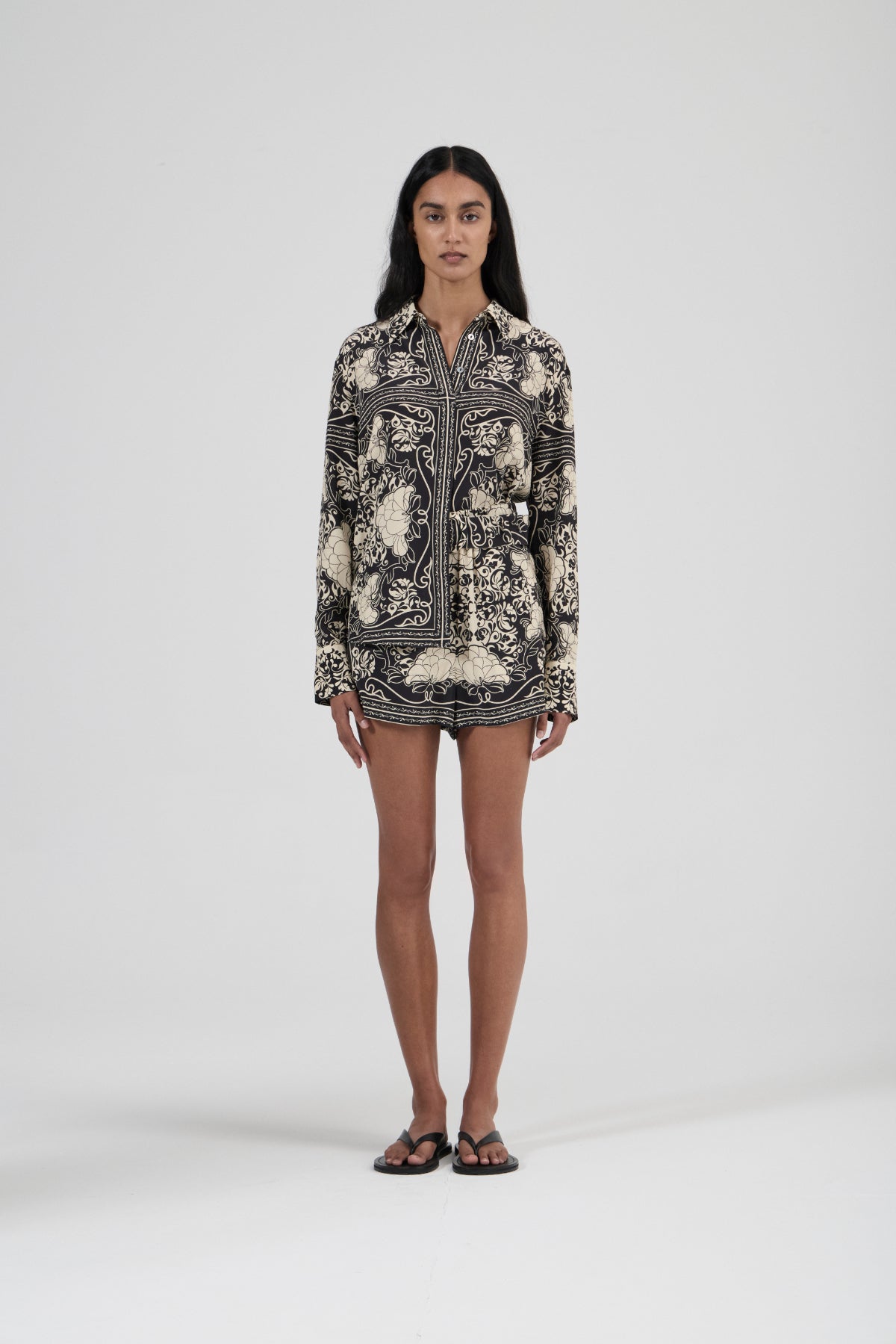 Easy Shorts - Scarf Print Silk