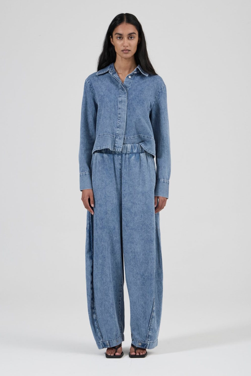 Runaround Pant - Aged Denim