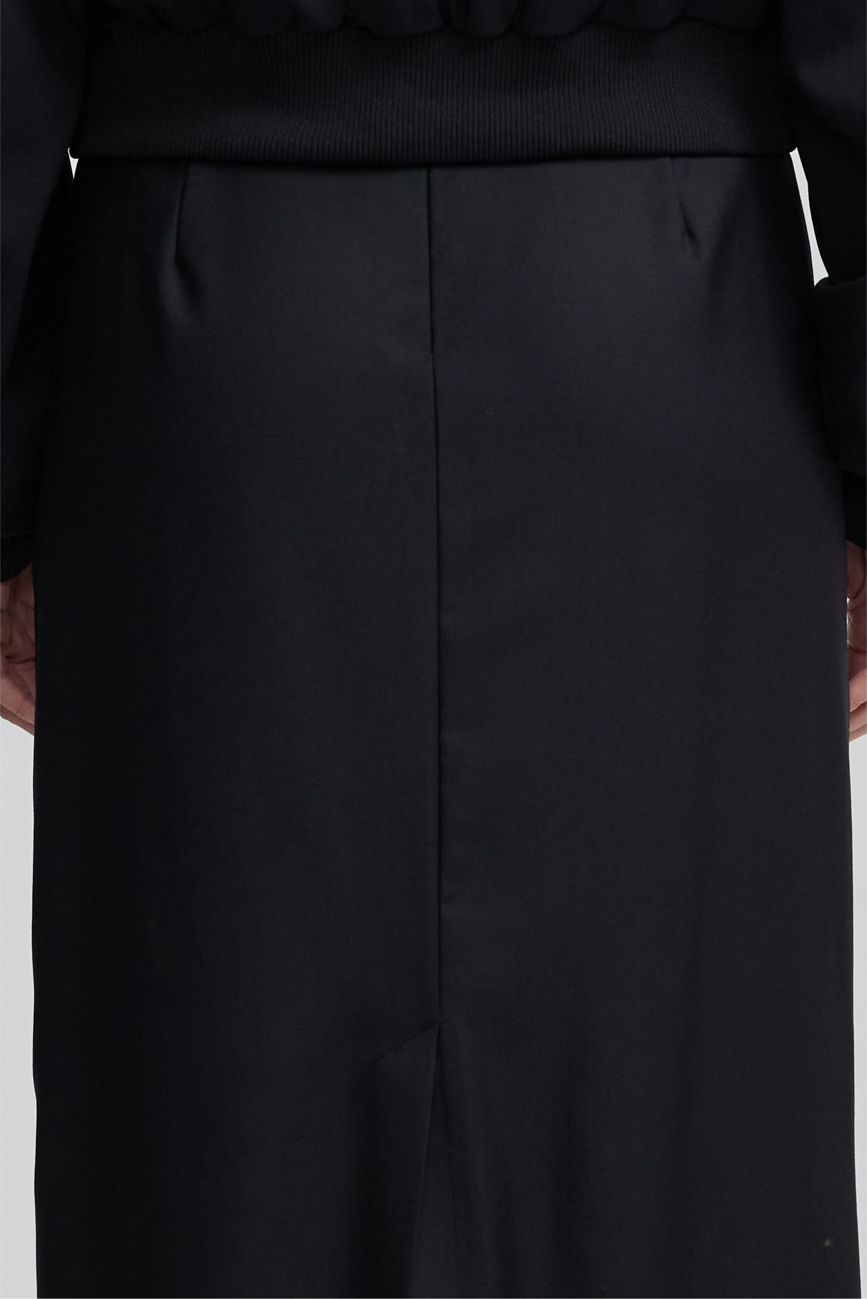 Column Skirt - Black Wool