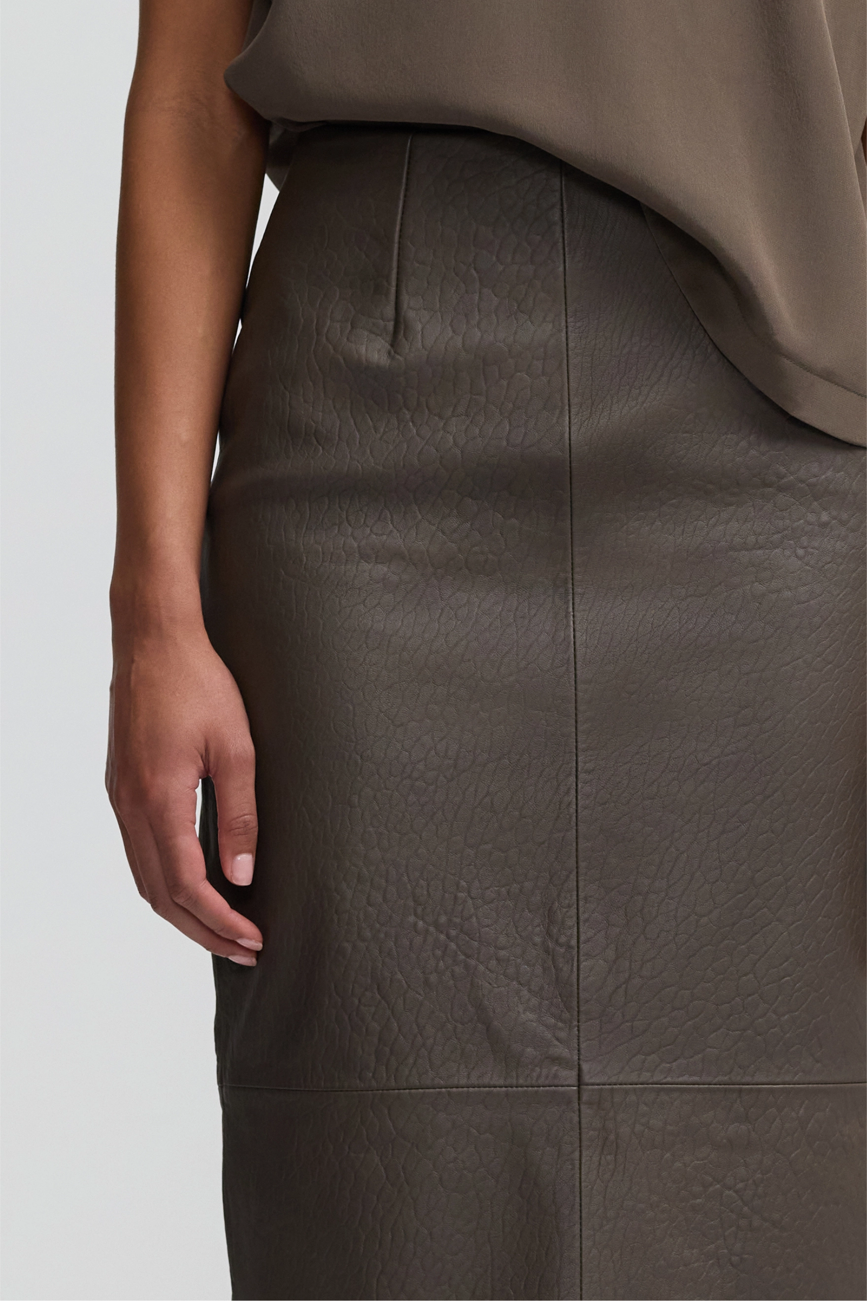 Leather Column Skirt - Dark Moss