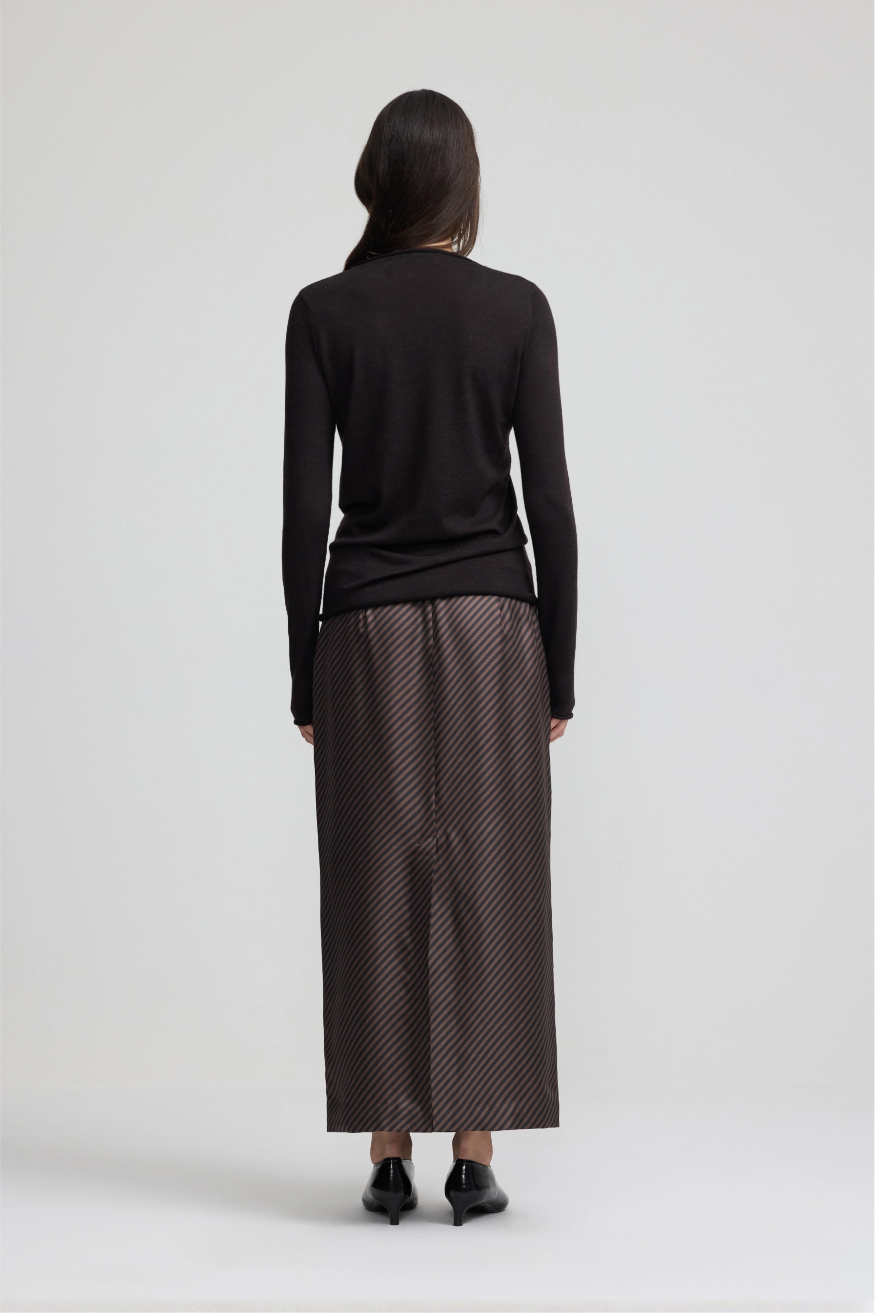 Cashmere Fitted Crew Neck - Espresso