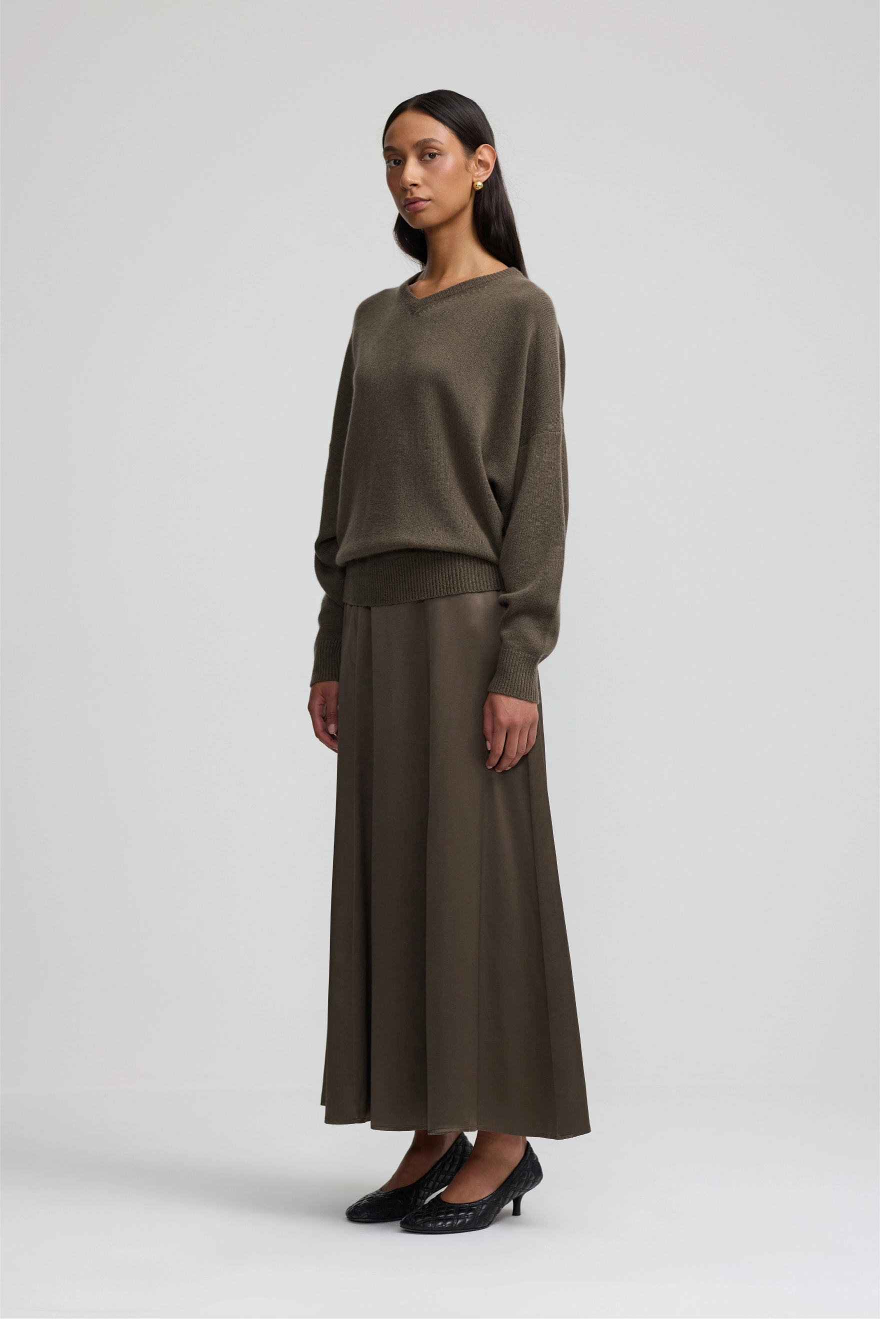 Cashmere V-Neck Knit - Dark Moss