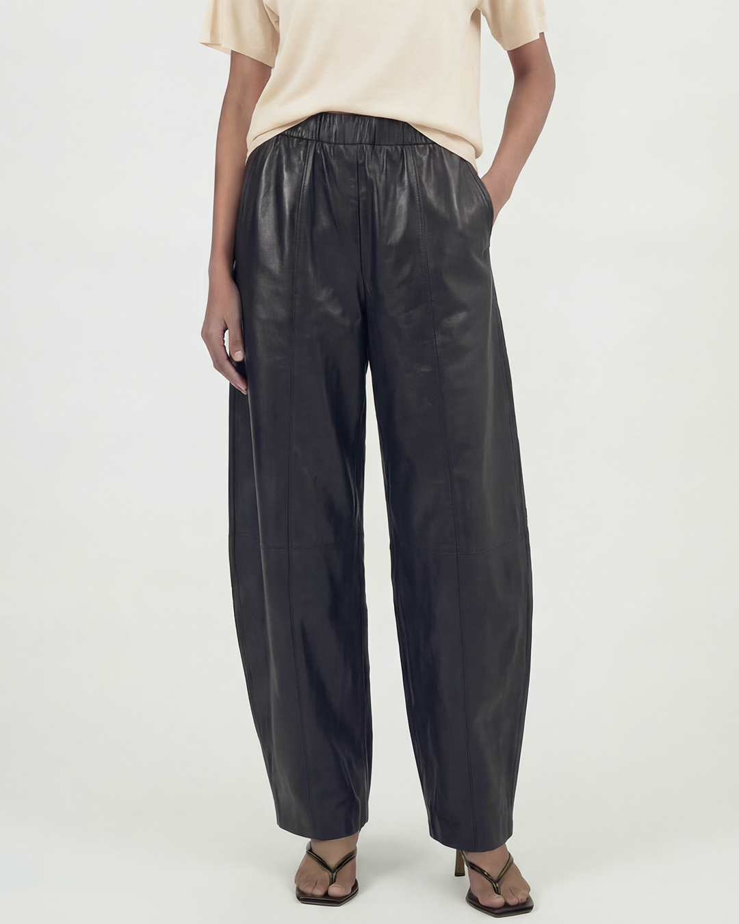 Runaround Pant - Black Leather