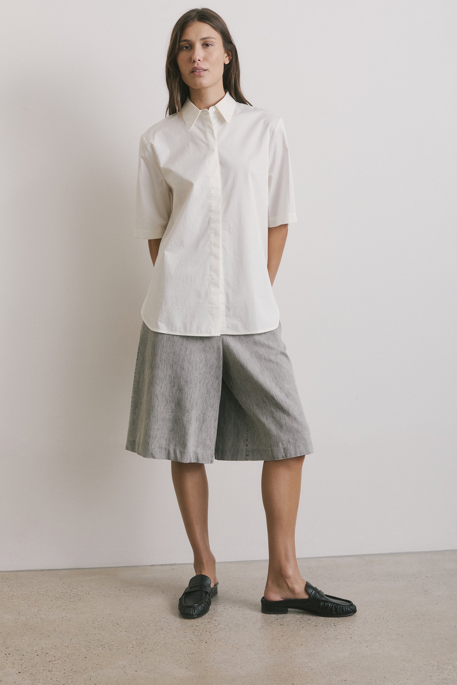 Relaxed Shirt - Milk Cotton