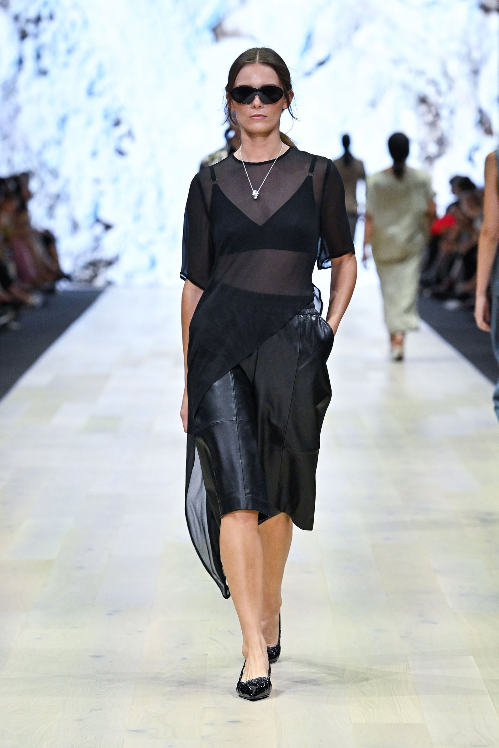 Silk Asymmetric Top - Black