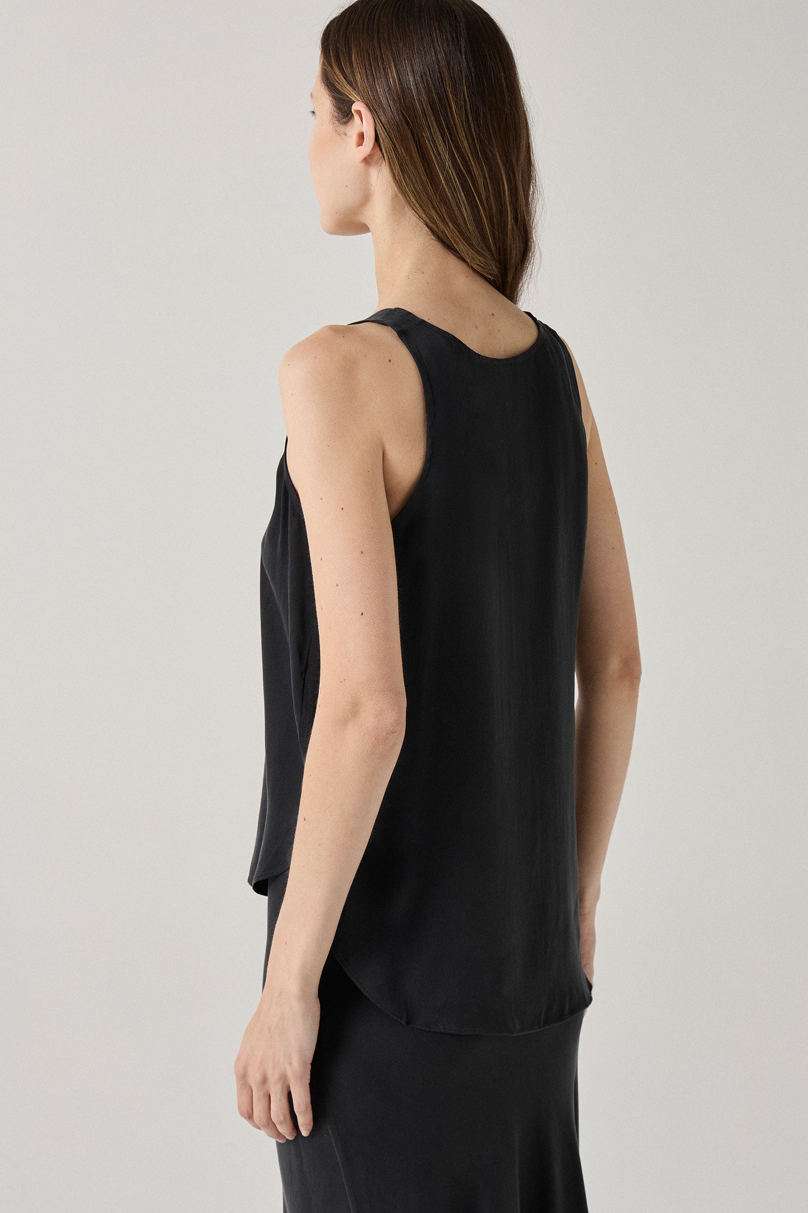 Perfect Silk Tank - Black Sandwash