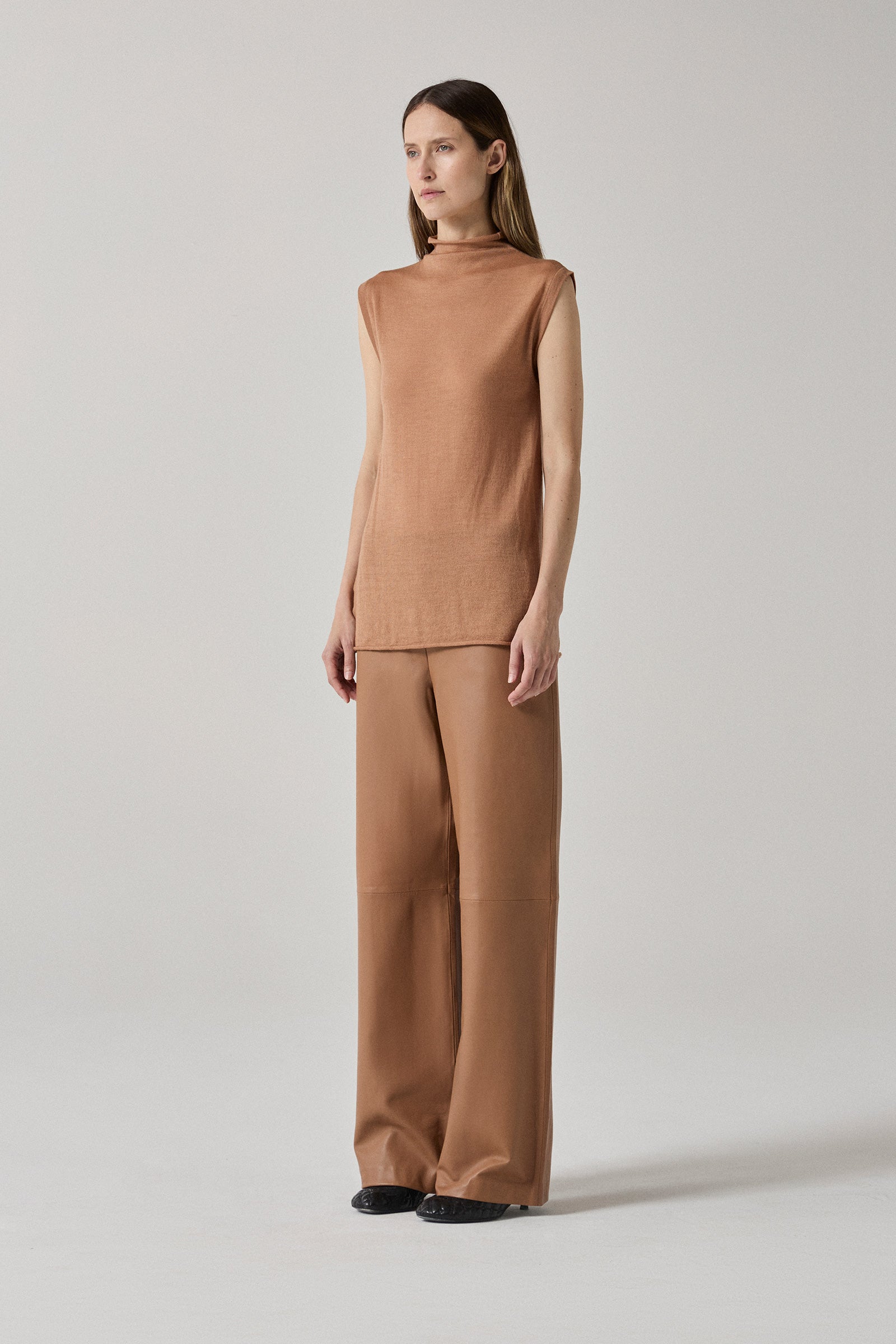 Cashmere Sleeveless Top - Caramel