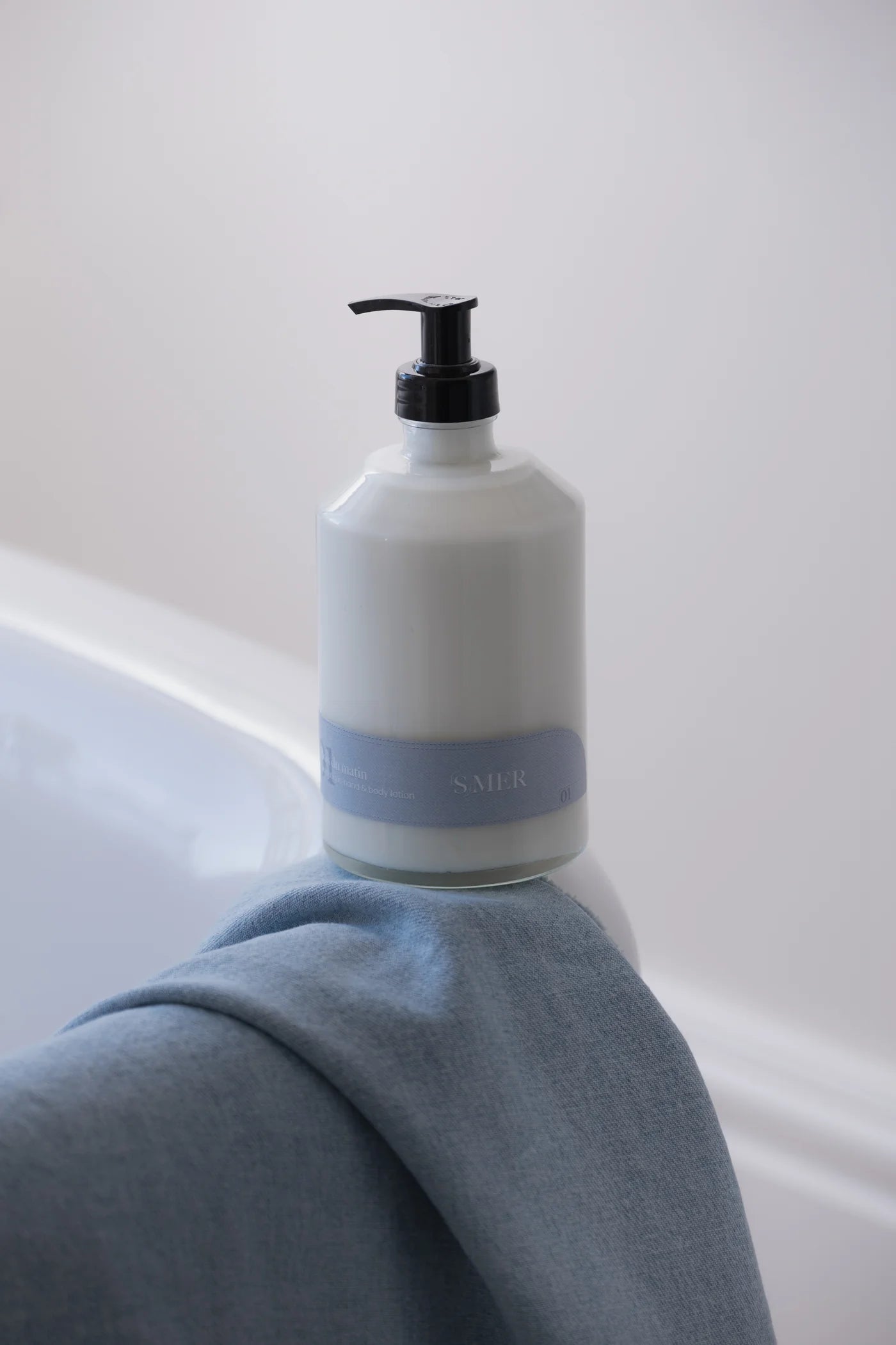 (S)MER Hand and Body Lotion - Bois du Matin