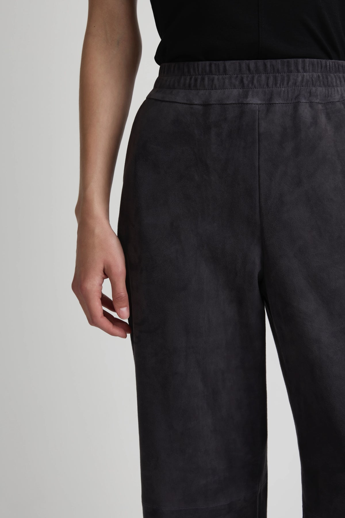 Relaxed Leather Pant - Navy Suede