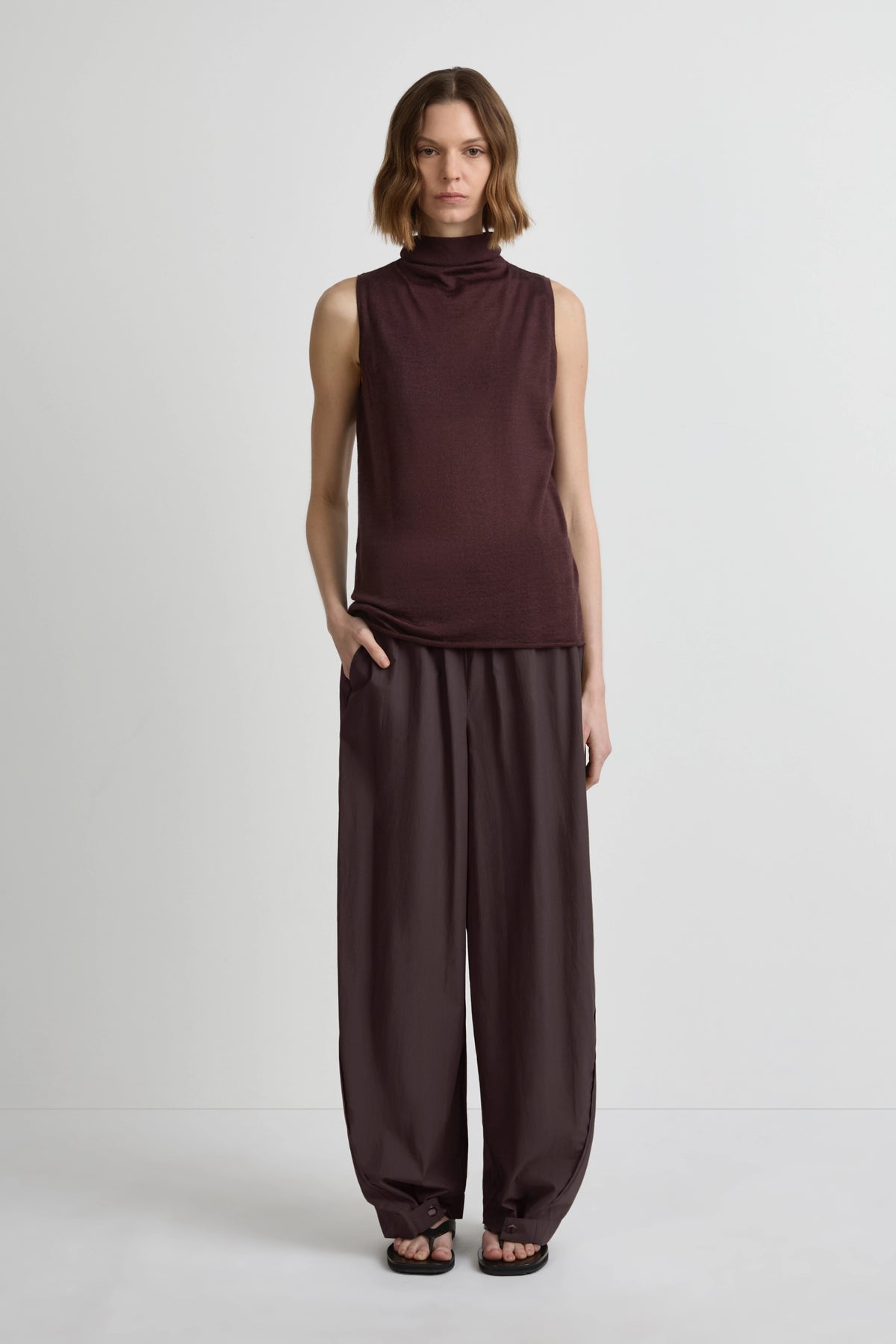 Cashmere Sleeveless Top - Muscatel