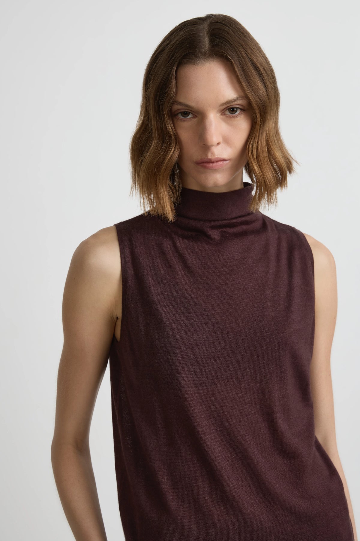 Cashmere Sleeveless Top - Muscatel