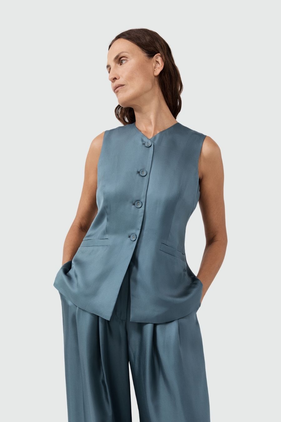 Hero Vest - Storm Silk